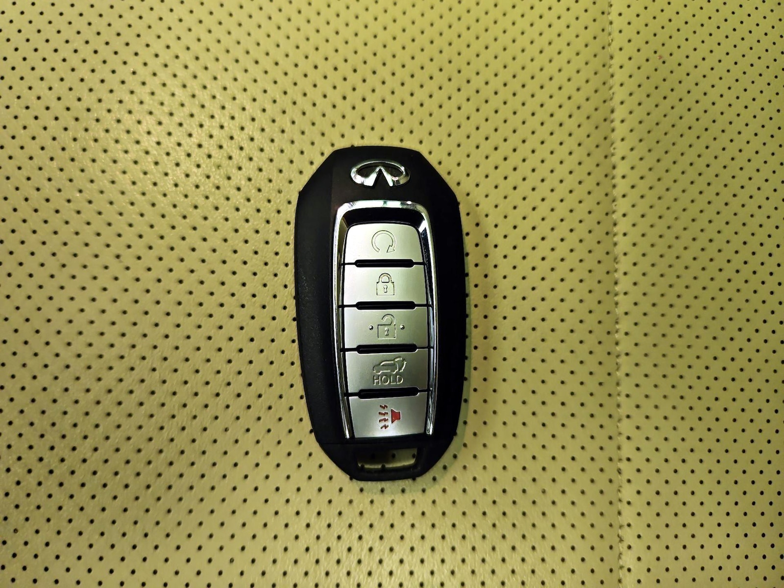 2022 INFINITI QX50 Essential - Photo 25