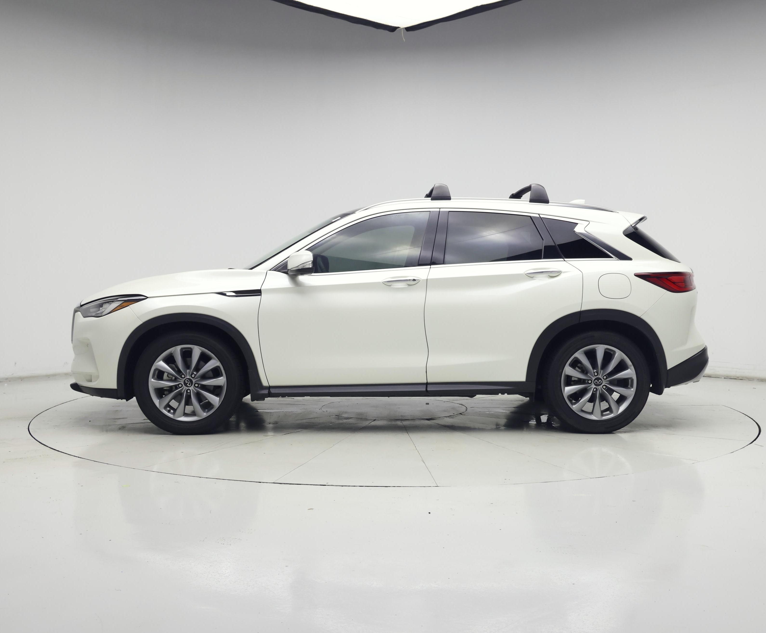 Thumbnail: 2022 INFINITI QX50 - 3