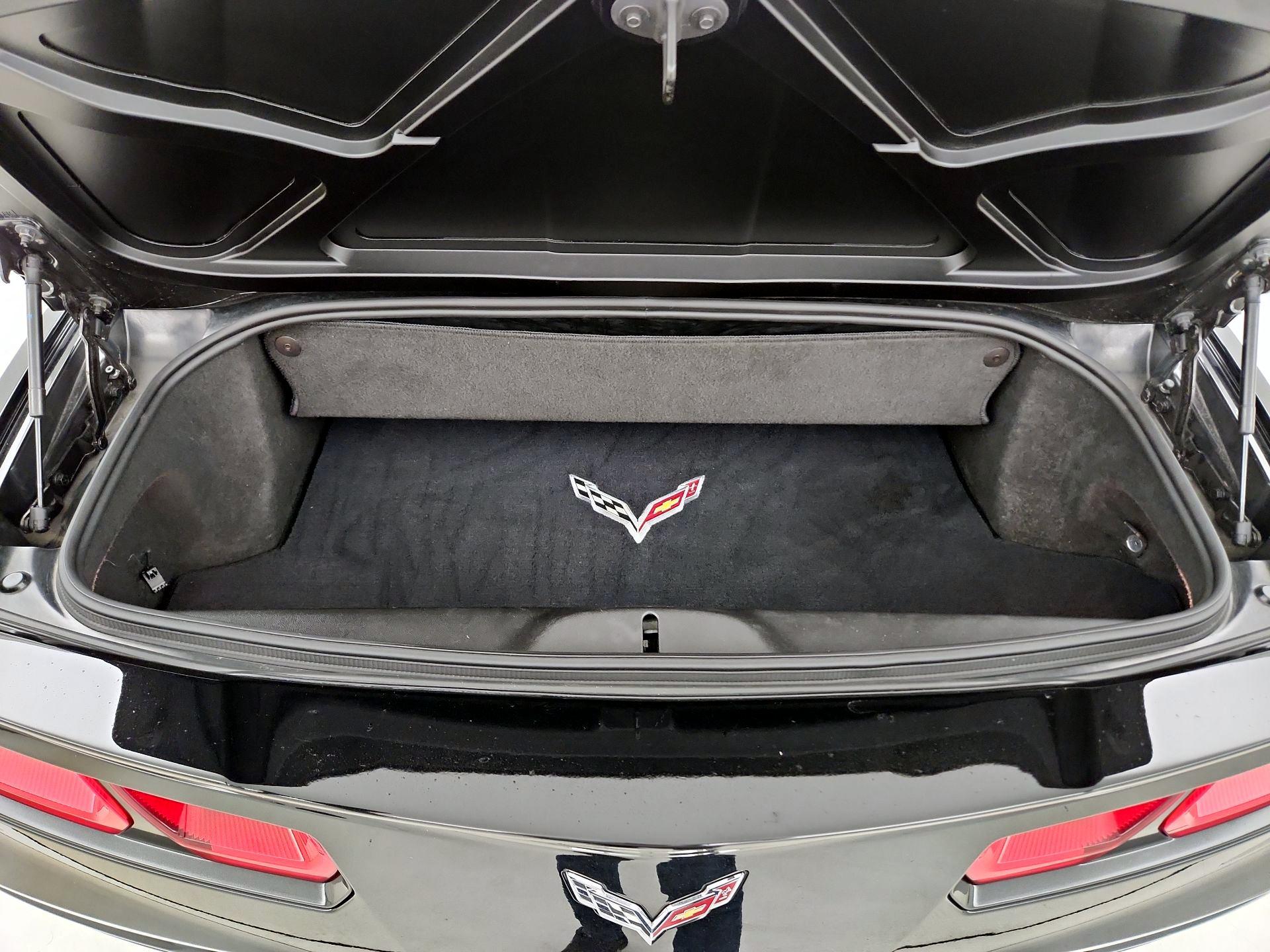 Thumbnail: 2018 Chevrolet Corvette - 19