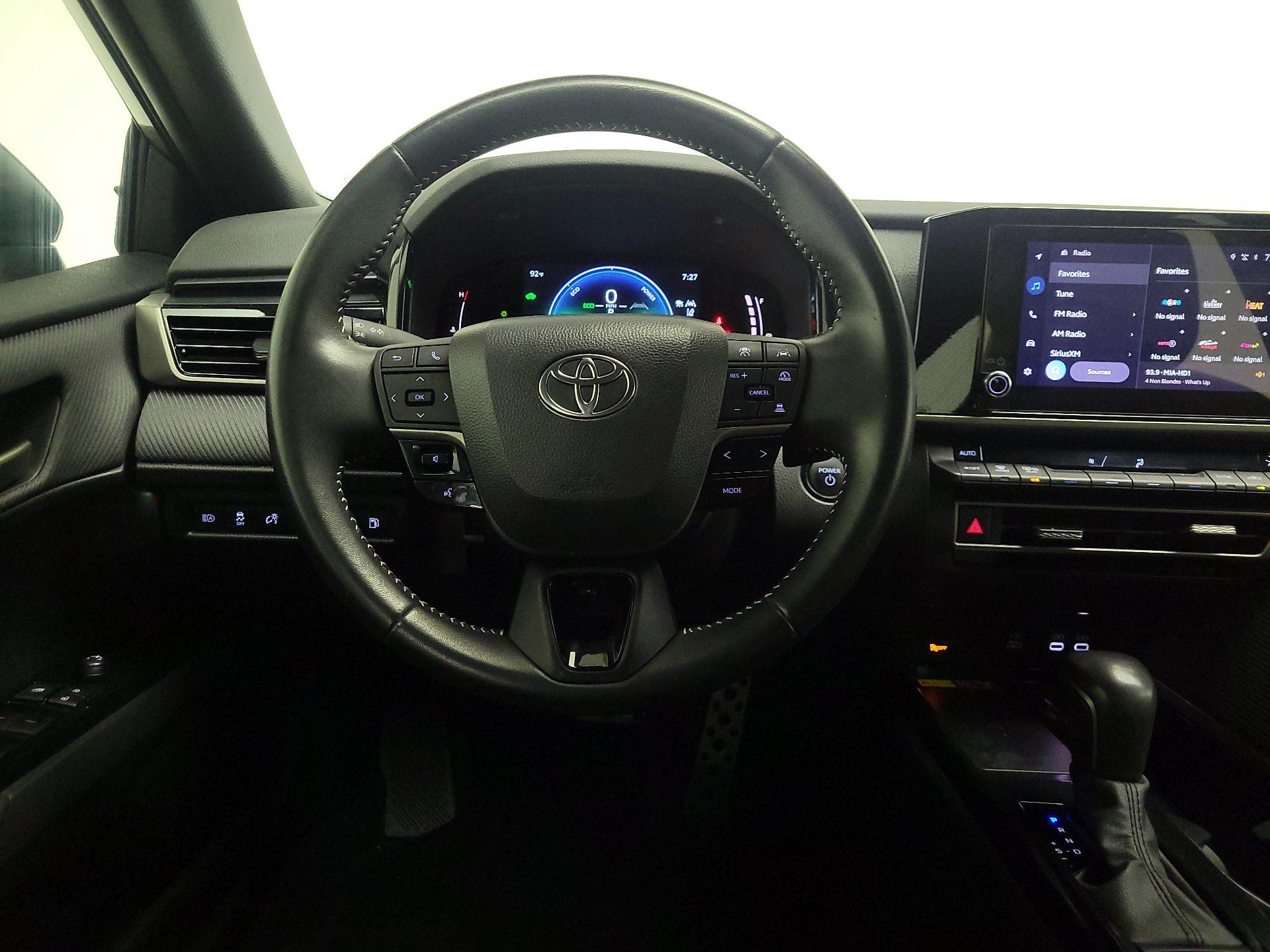 Thumbnail: 2025 Toyota Camry - 10