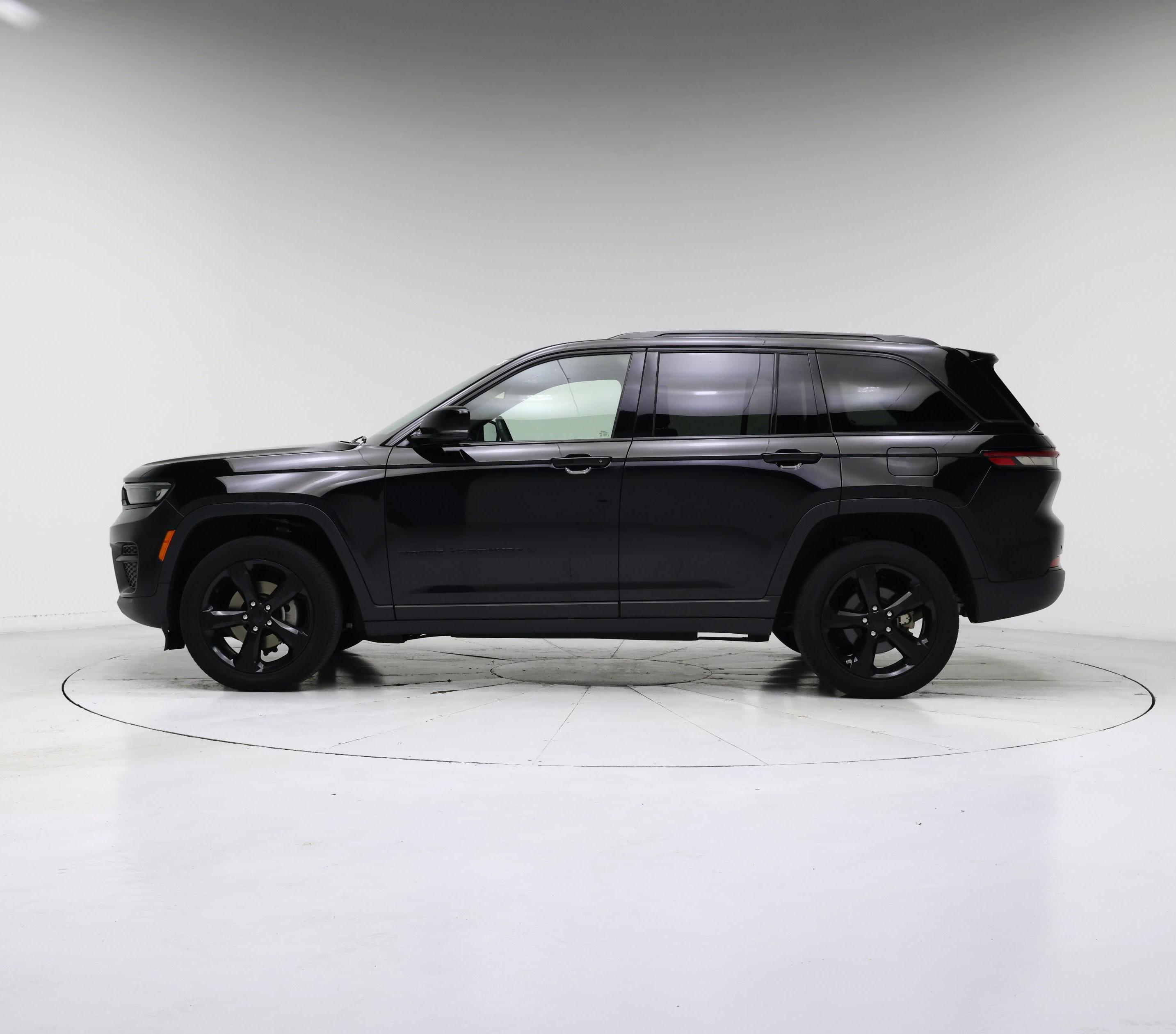 Thumbnail: 2023 Jeep Grand Cherokee - 3