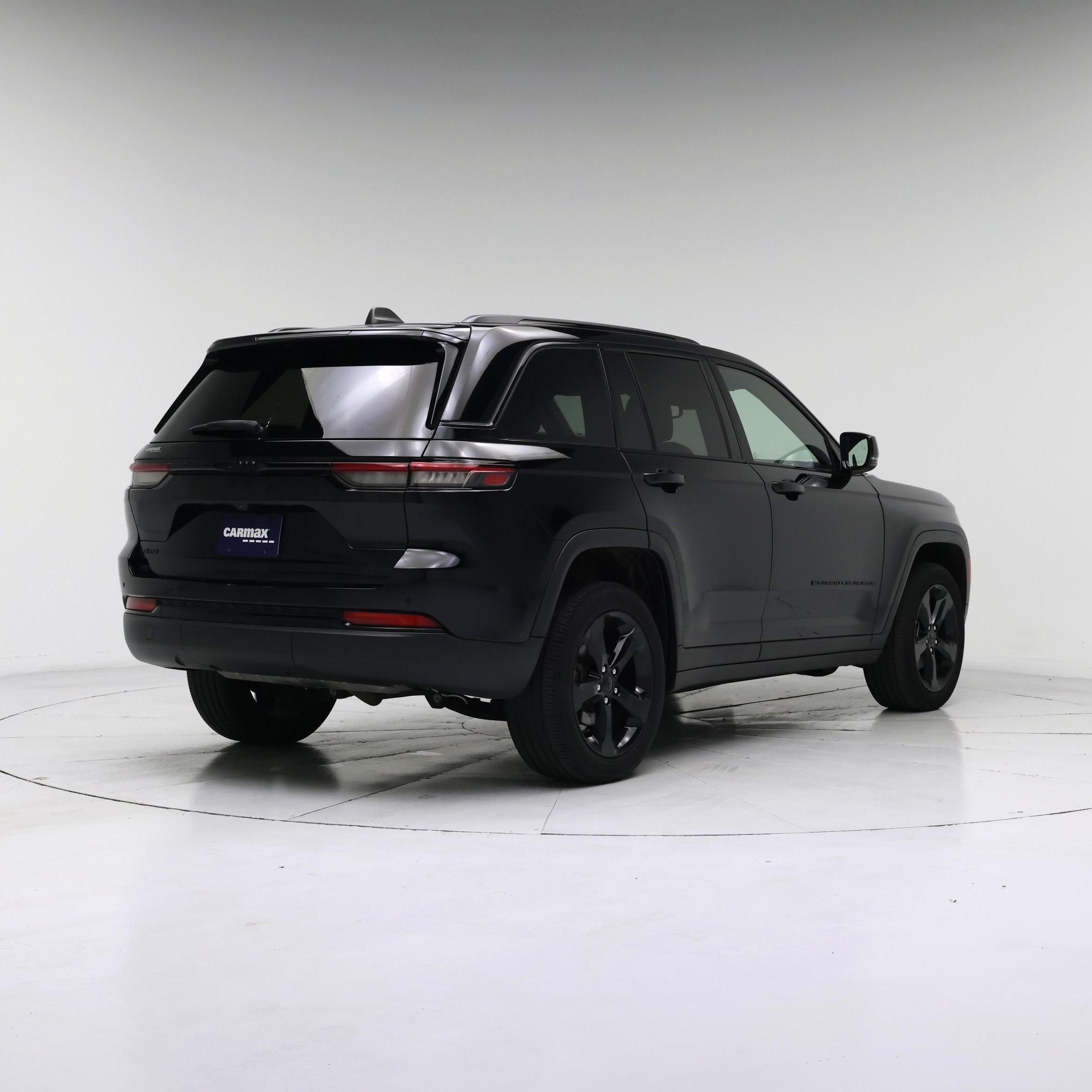 Thumbnail: 2023 Jeep Grand Cherokee - 8