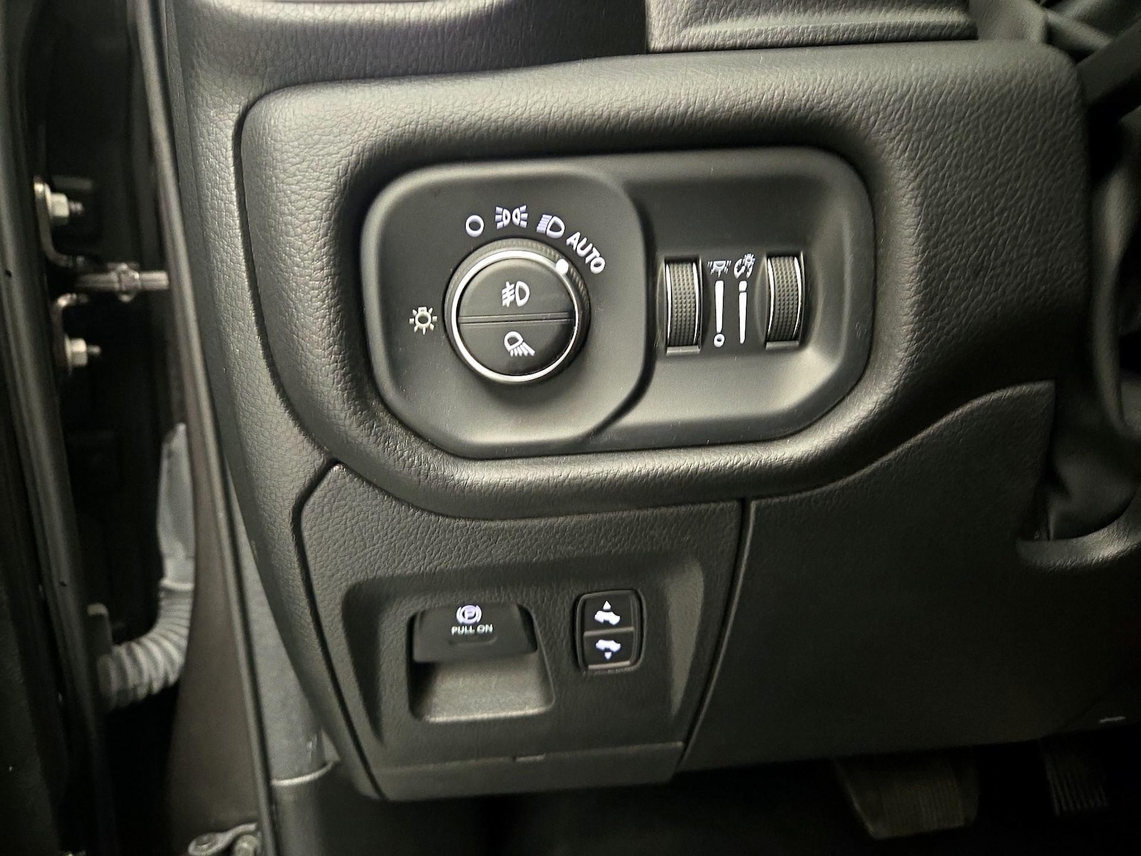 2023 RAM Ram 1500 Pickup Laramie - Photo 14