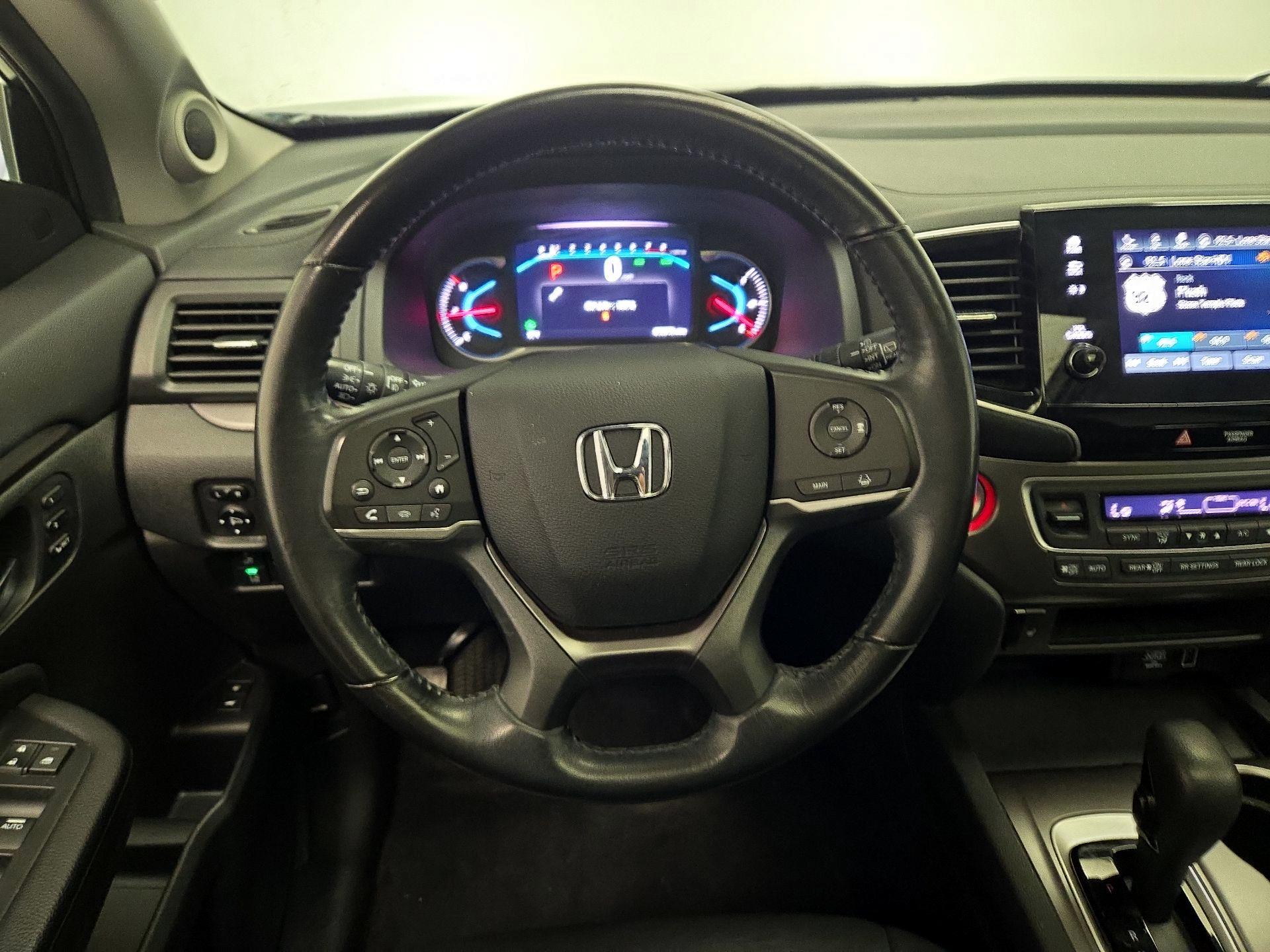 Thumbnail: 2019 Honda Pilot - 10