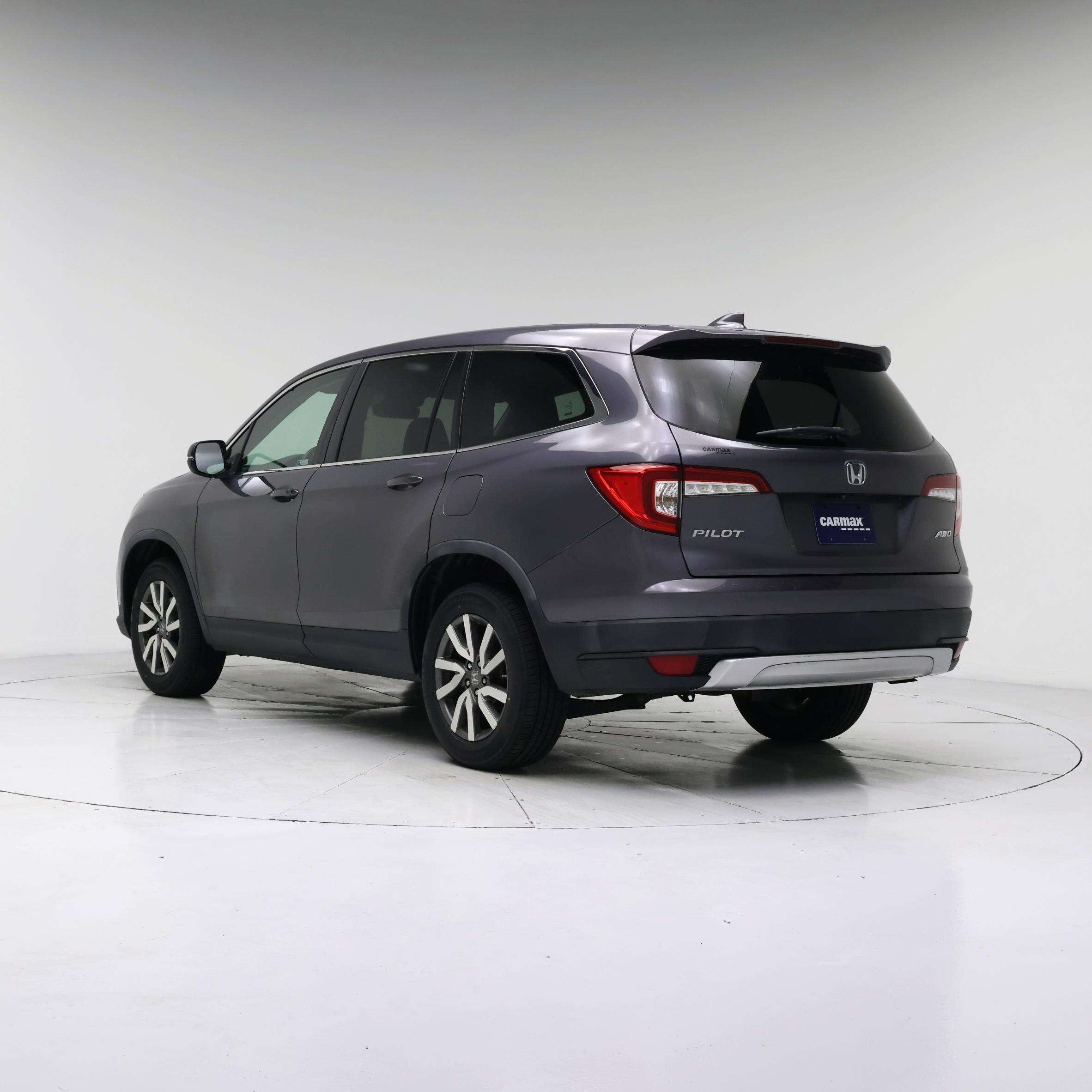 Thumbnail: 2019 Honda Pilot - 2