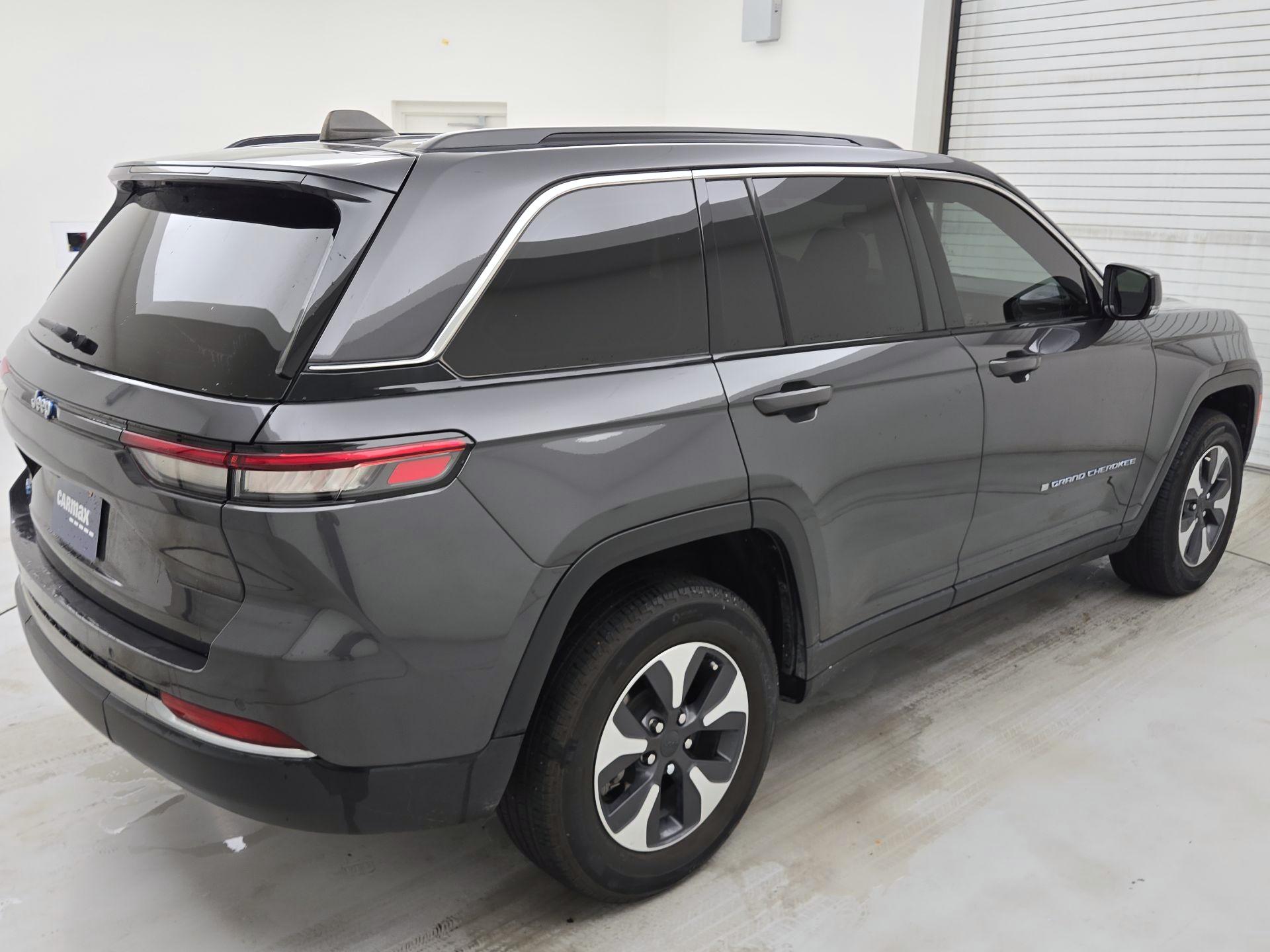 Thumbnail: 2024 Jeep Grand Cherokee - 5