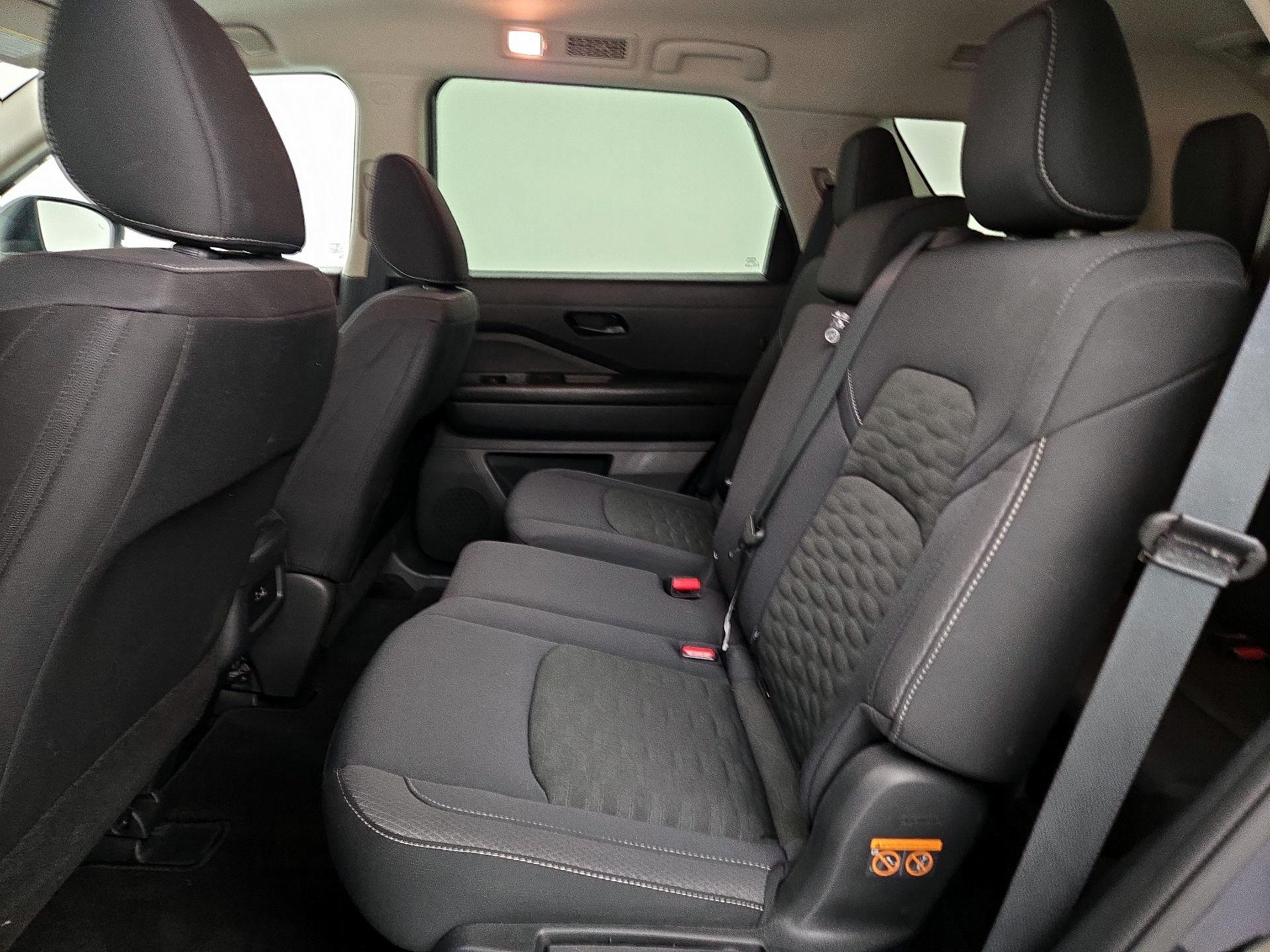 Thumbnail: 2025 Nissan Pathfinder - 19