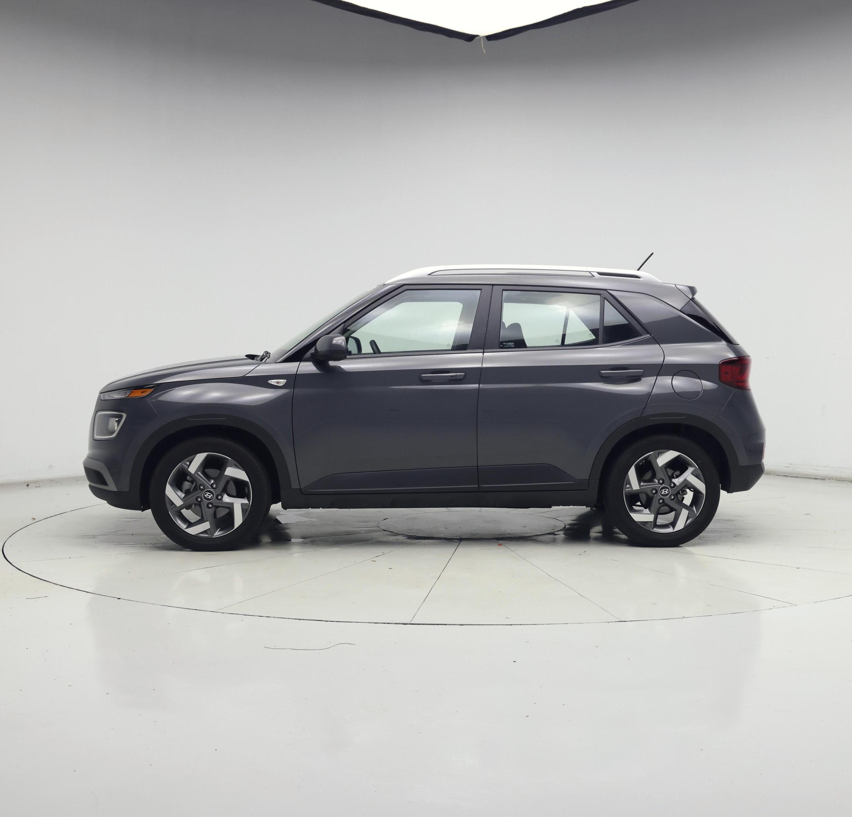 Thumbnail: 2025 Hyundai Venue - 3