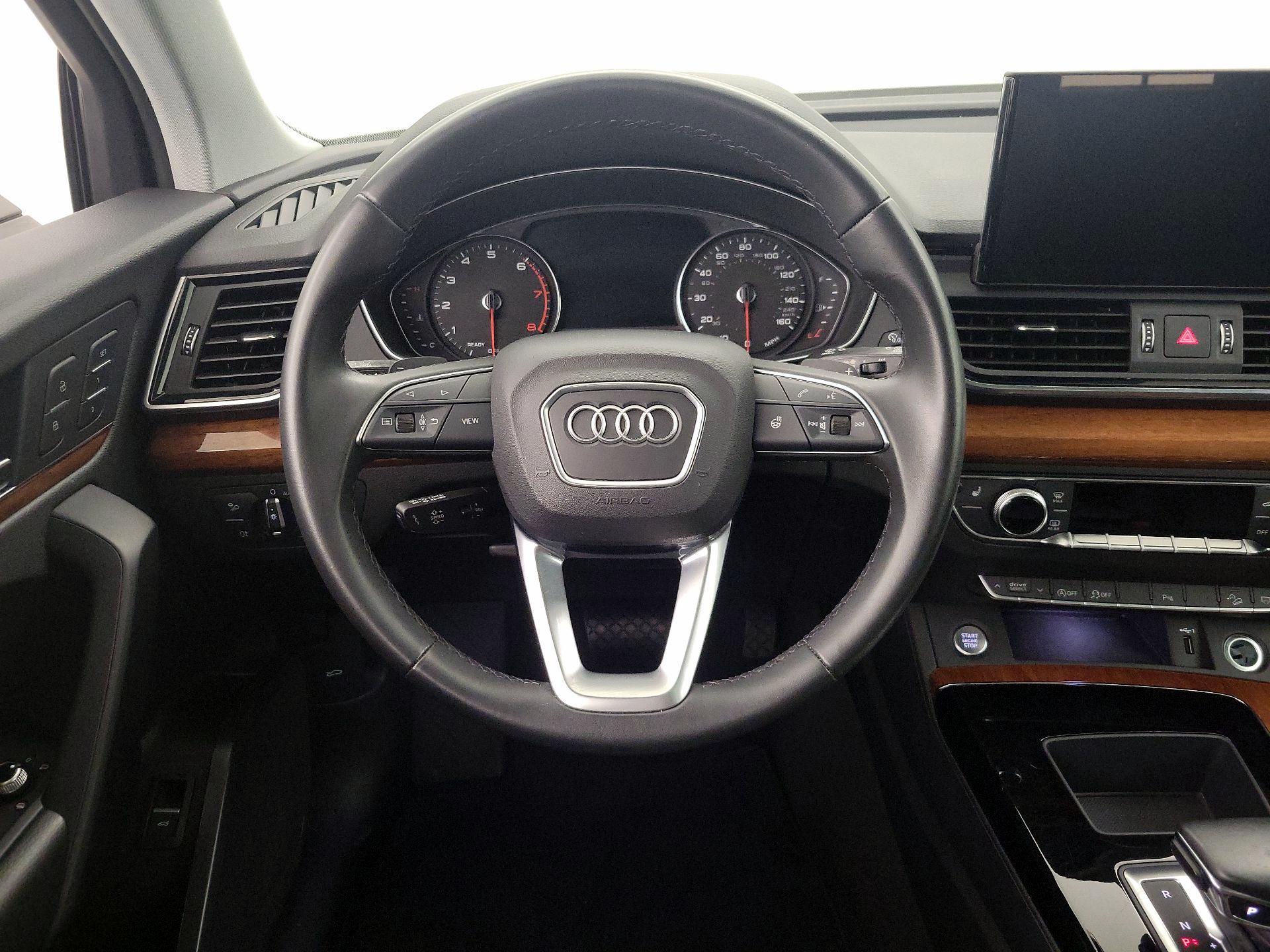 Thumbnail: 2023 Audi Q5 - 10