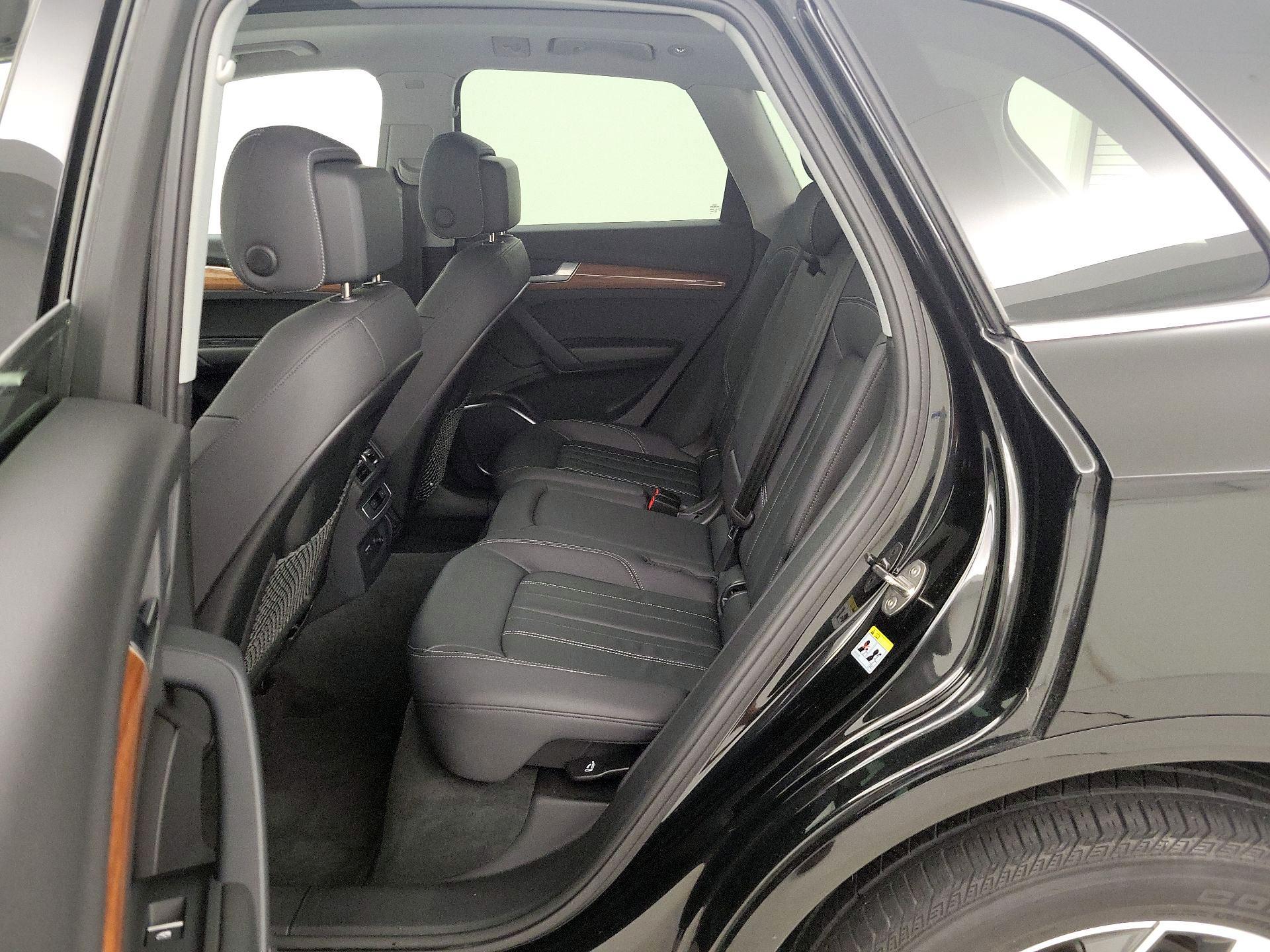 Thumbnail: 2023 Audi Q5 - 20