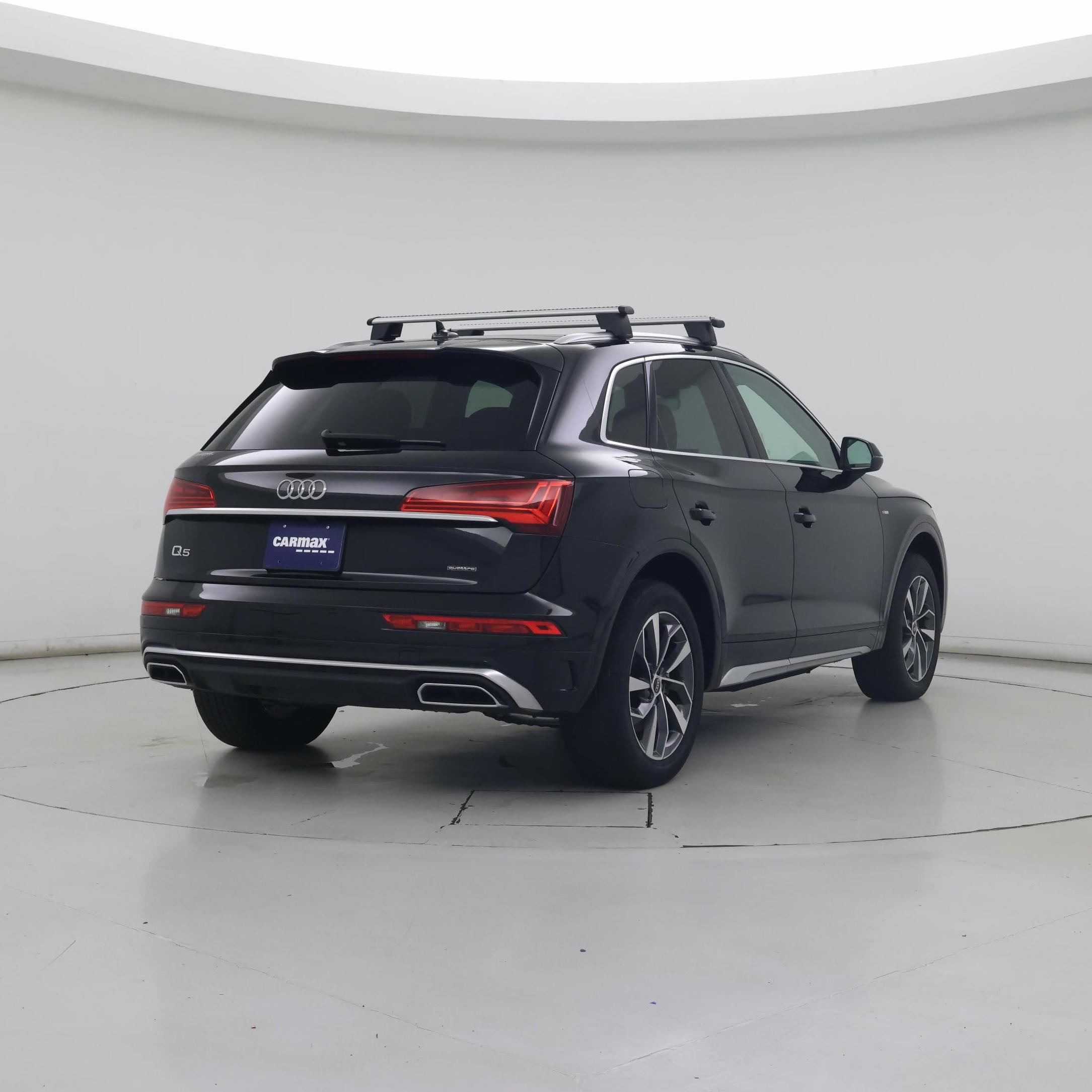 Thumbnail: 2023 Audi Q5 - 8