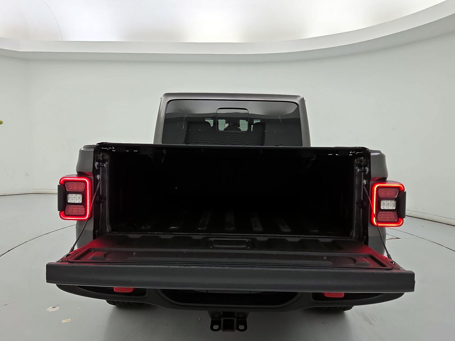 Thumbnail: 2025 Jeep Gladiator - 20