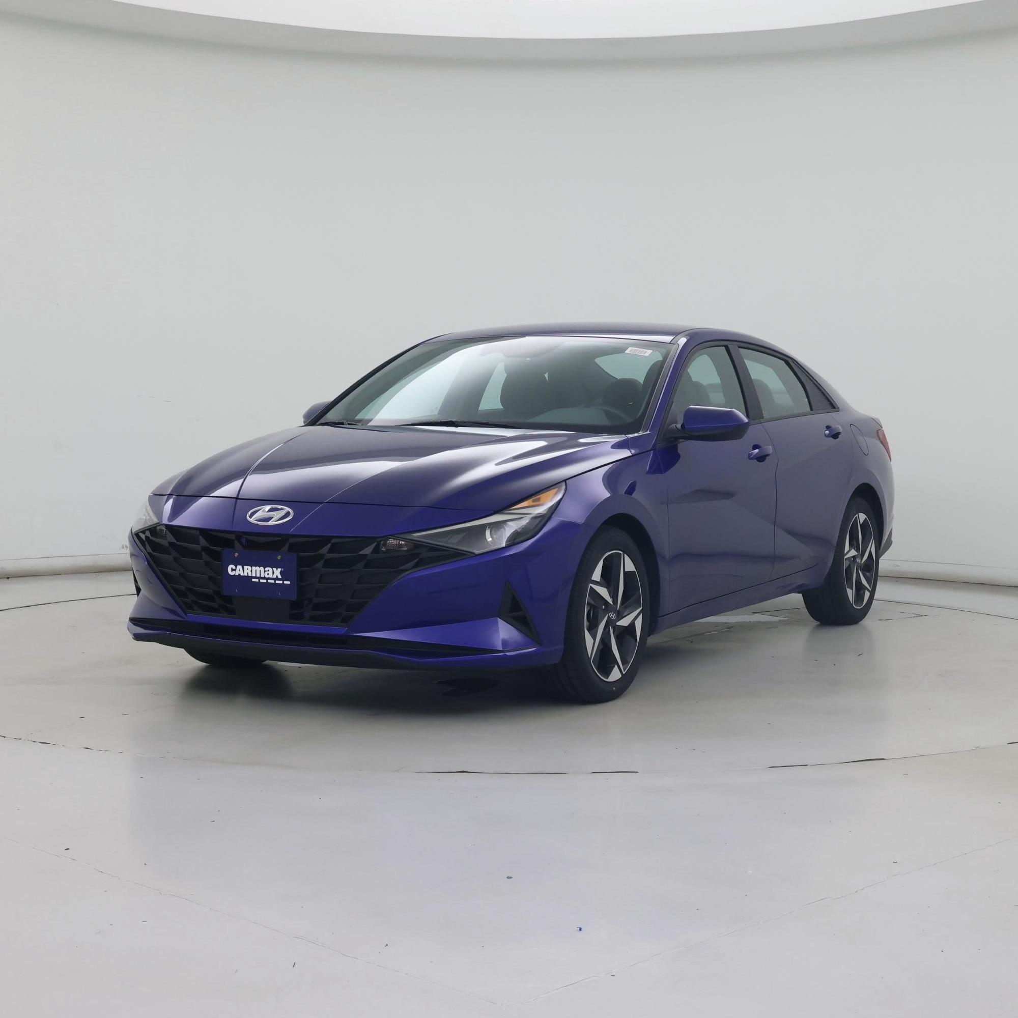 Thumbnail: 2023 Hyundai Elantra - 4