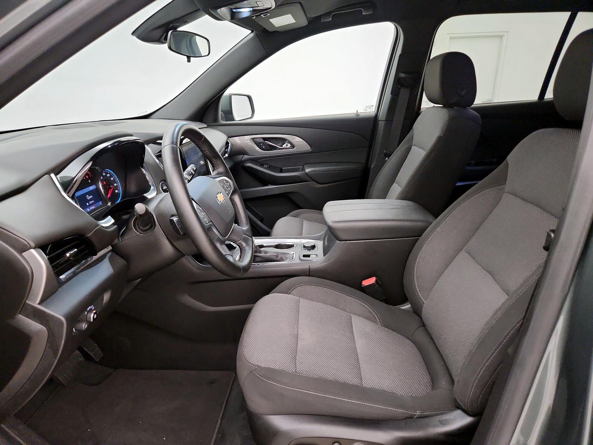 Thumbnail: 2023 Chevrolet Traverse - 11
