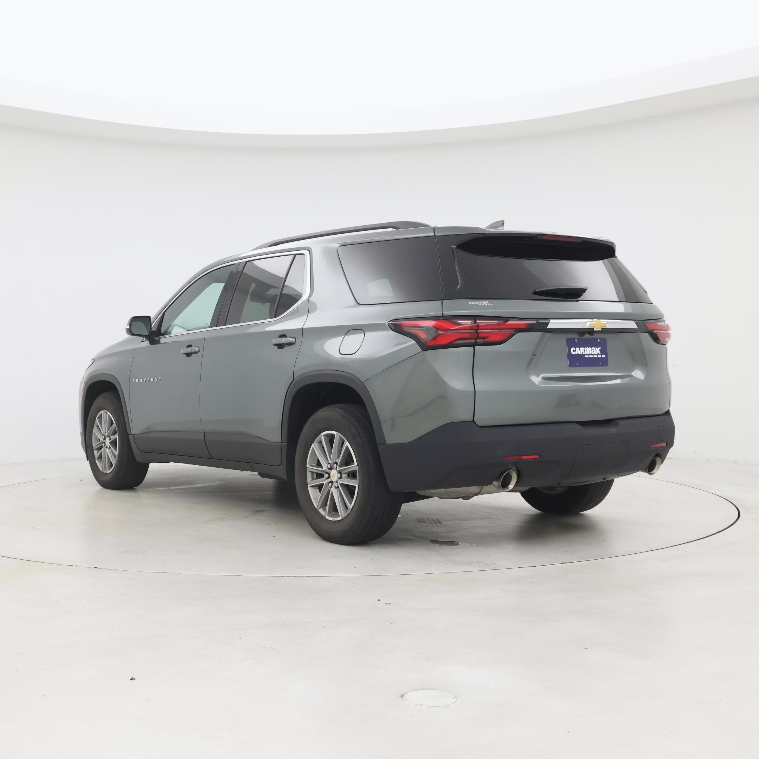 Thumbnail: 2023 Chevrolet Traverse - 2