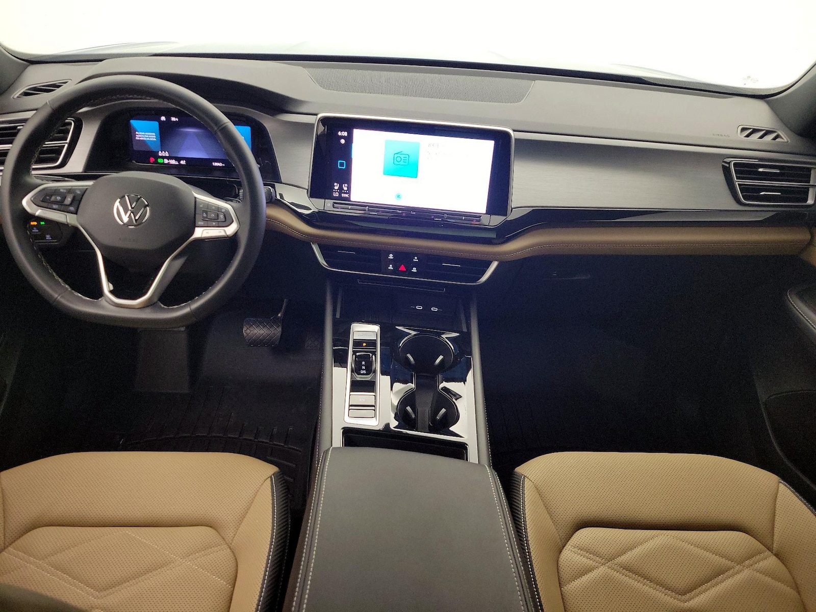 2025 Volkswagen Atlas Cross Sport SE w/Tech - Photo 10