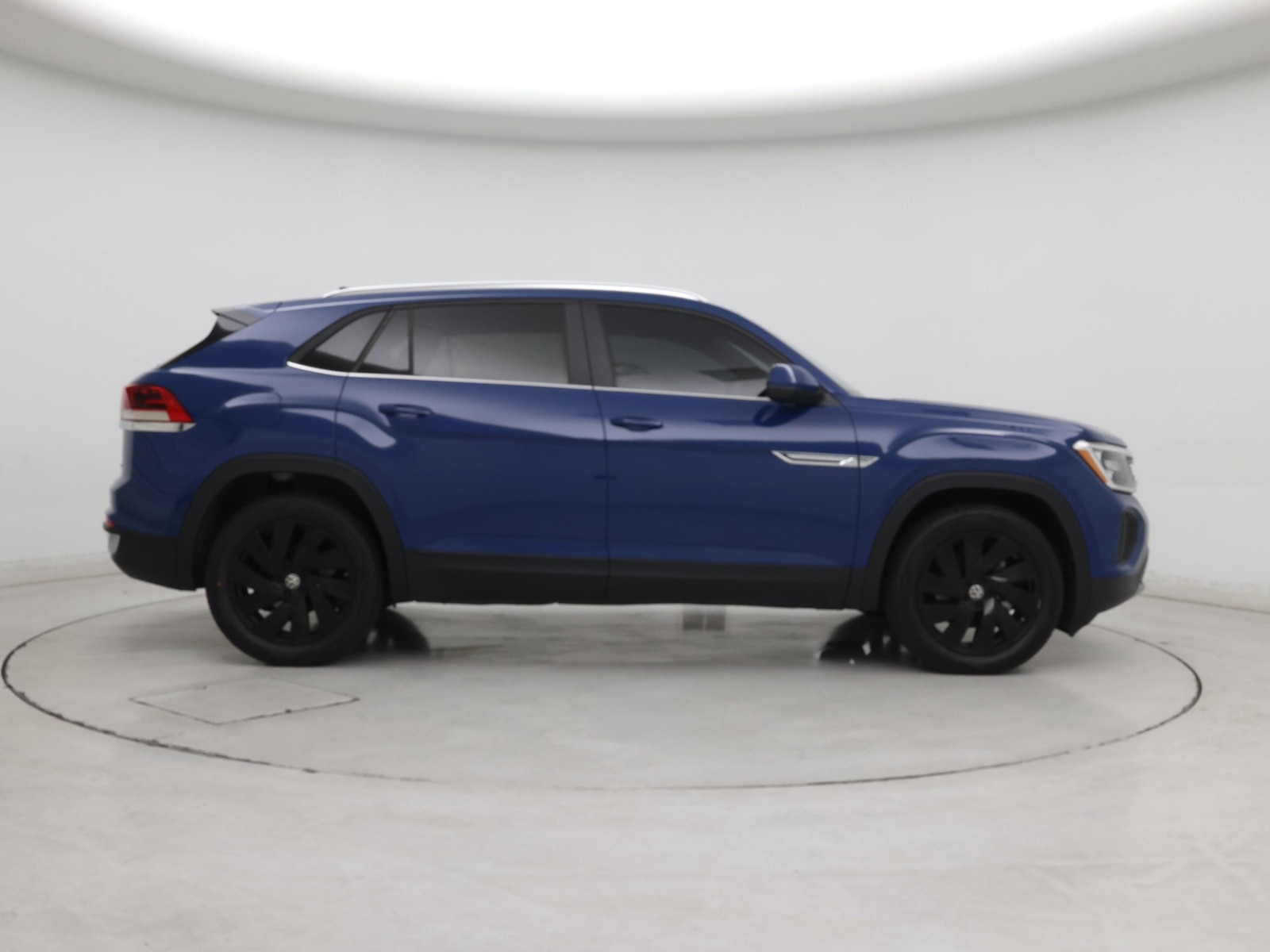2025 Volkswagen Atlas Cross Sport SE w/Tech - Photo 8