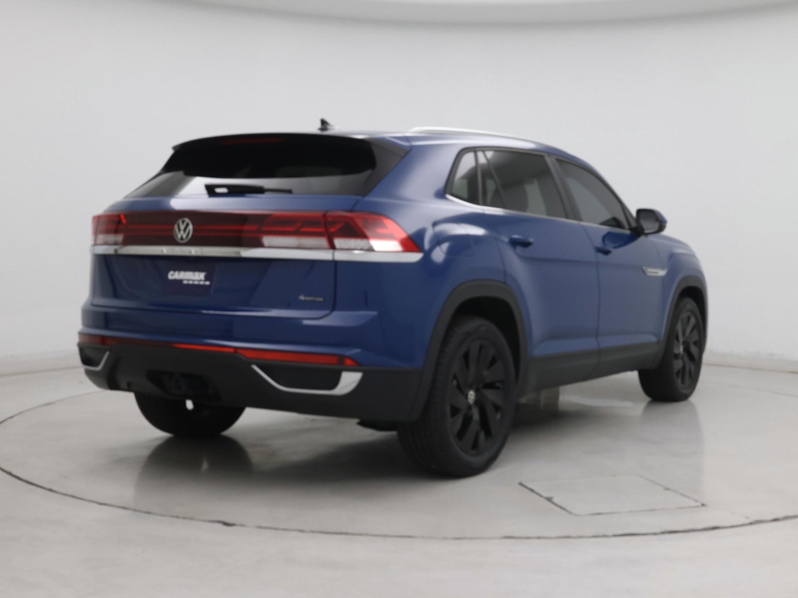 2025 Volkswagen Atlas Cross Sport SE w/Tech - Photo 9