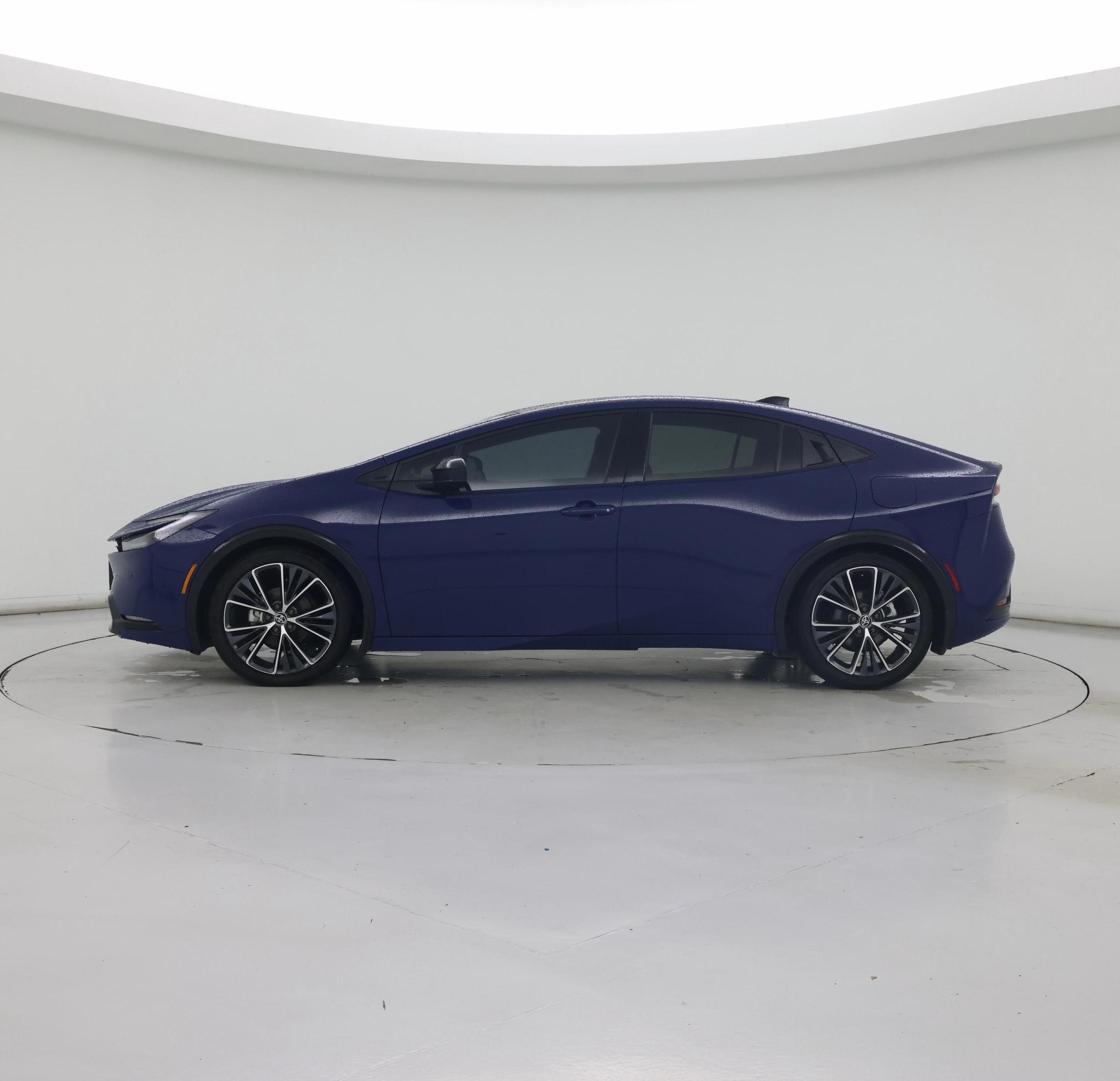 Thumbnail: 2024 Toyota Prius - 3