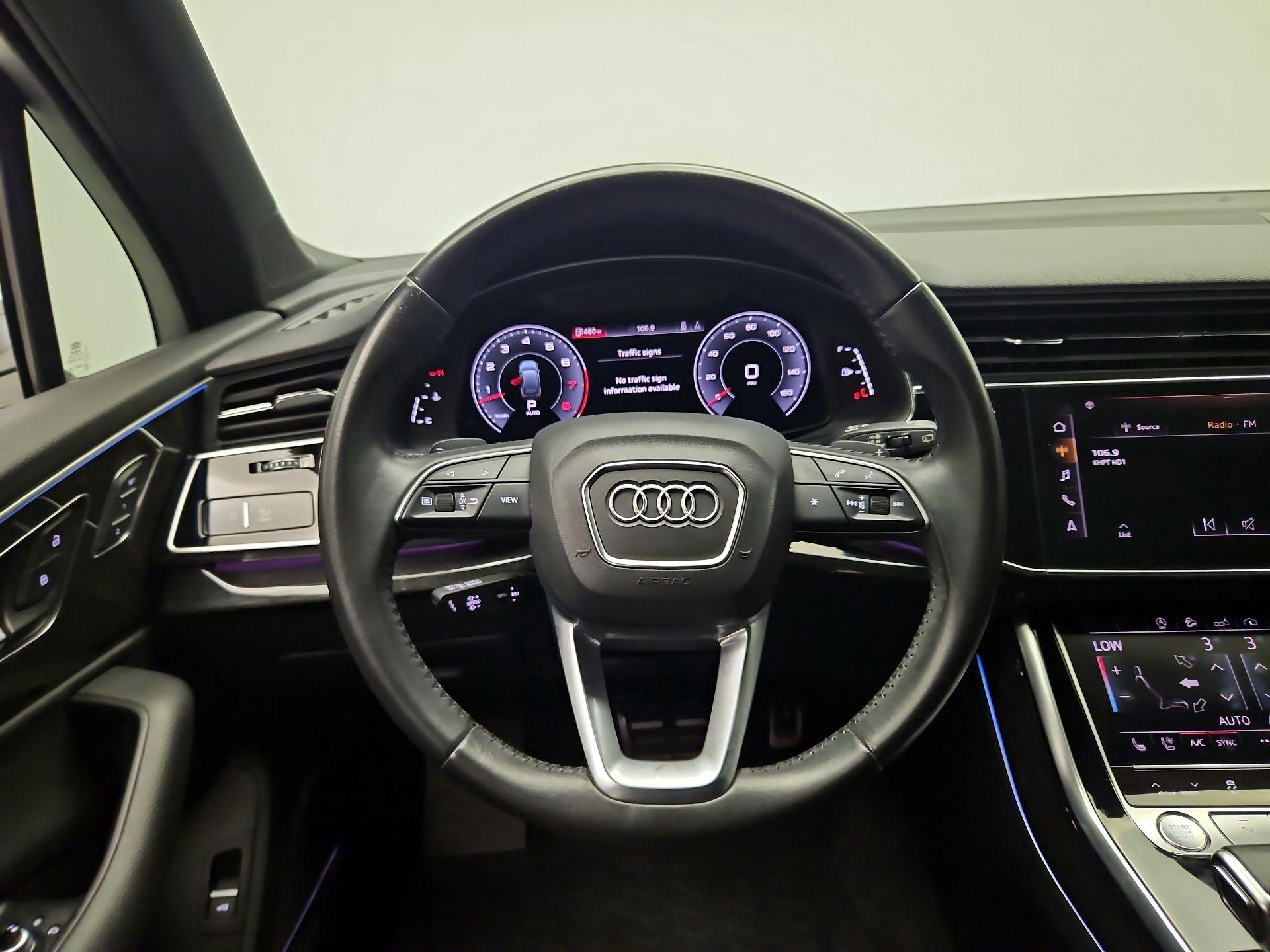Thumbnail: 2020 Audi Q7 - 10