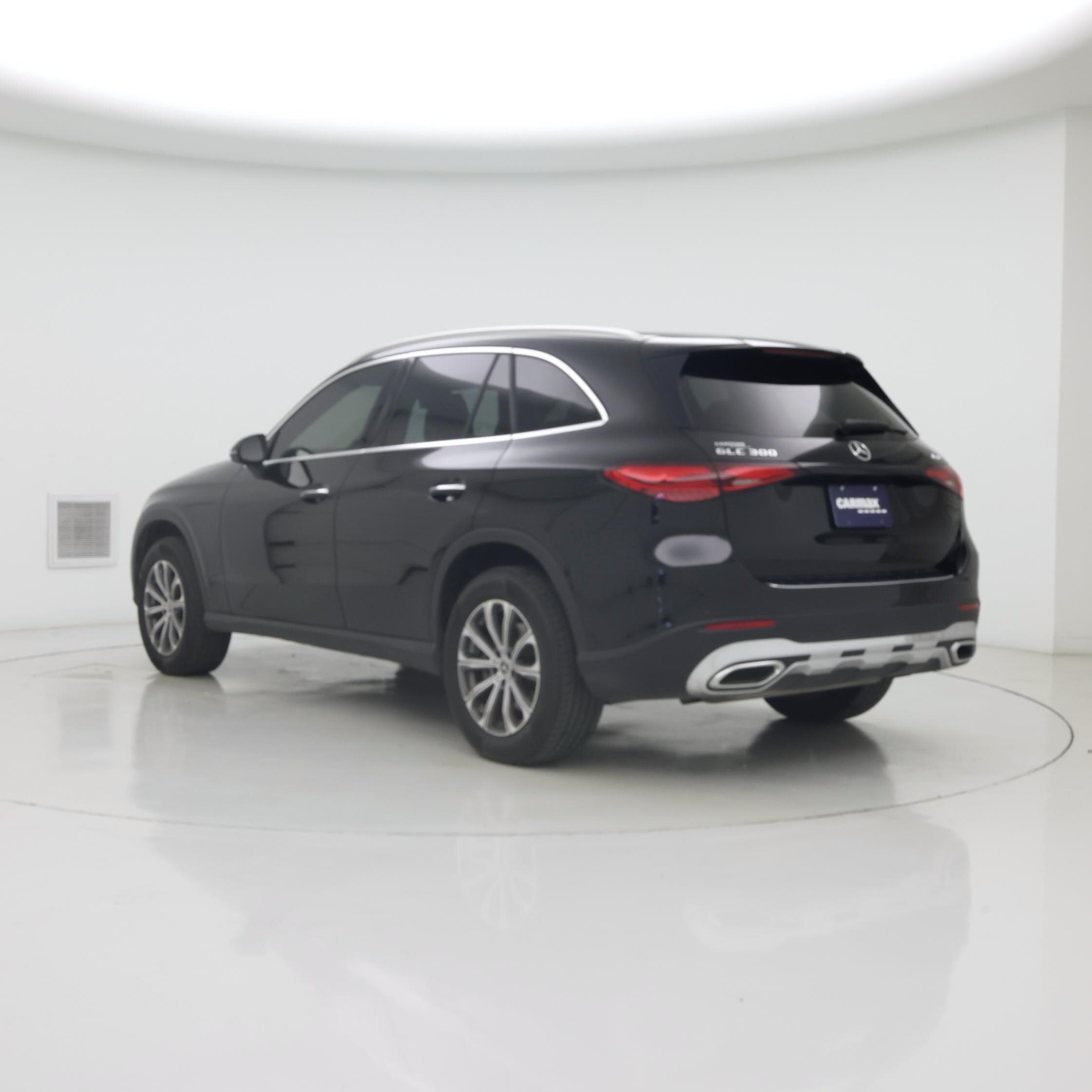 Thumbnail: 2023 Mercedes-Benz GLC - 2