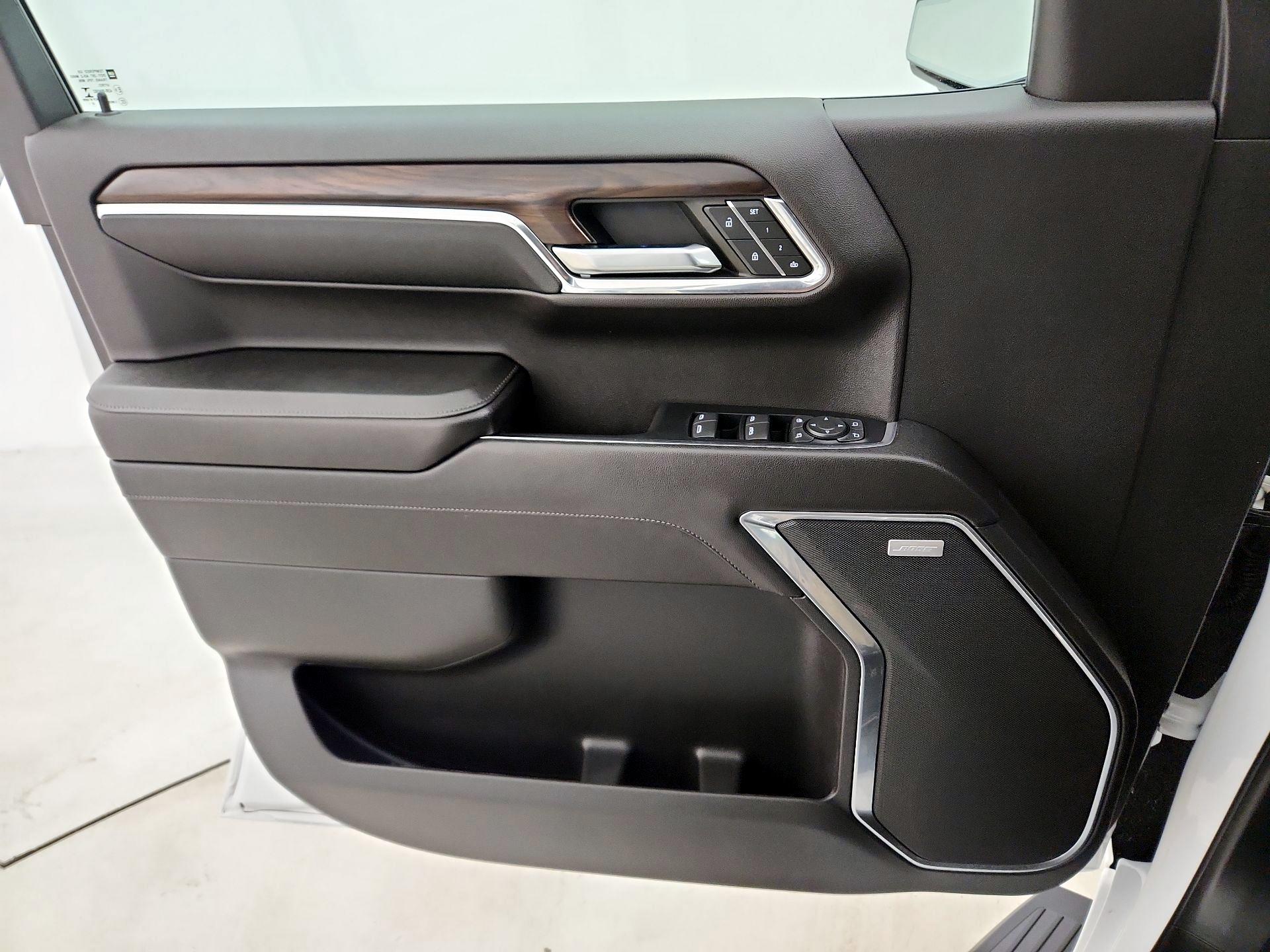 Thumbnail: 2023 GMC Sierra 1500 - 12