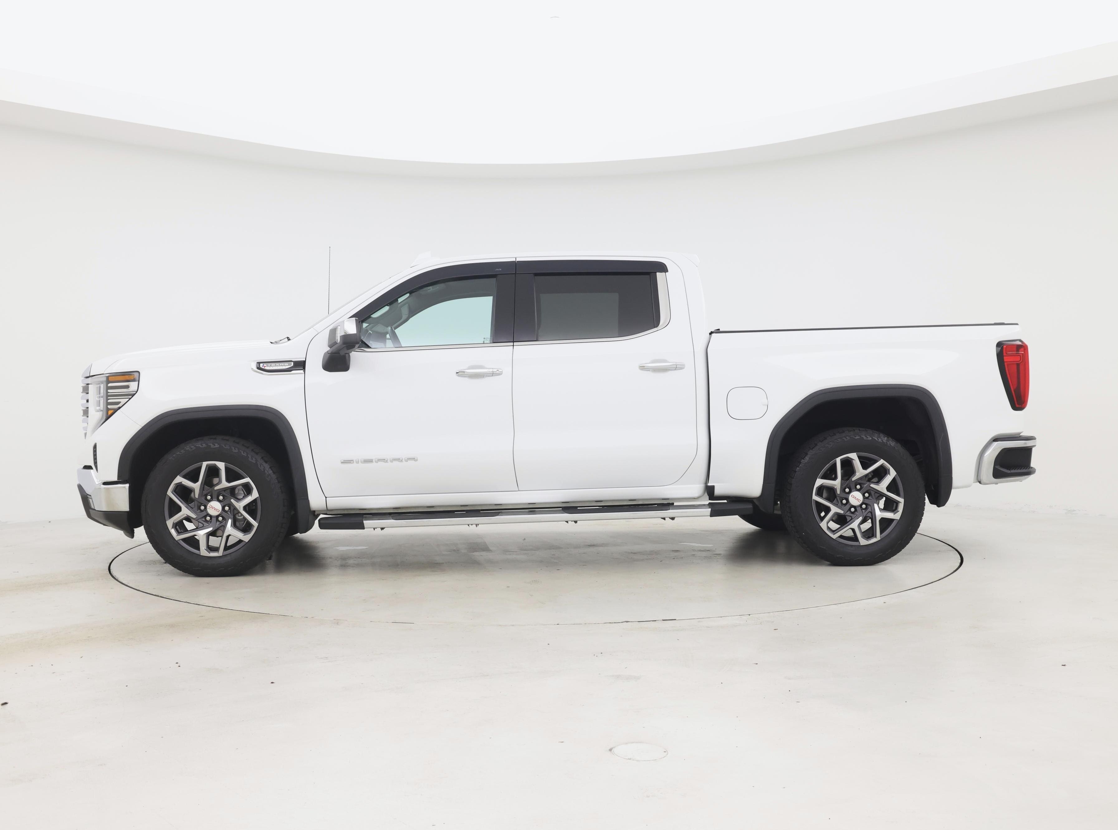 Thumbnail: 2023 GMC Sierra 1500 - 3