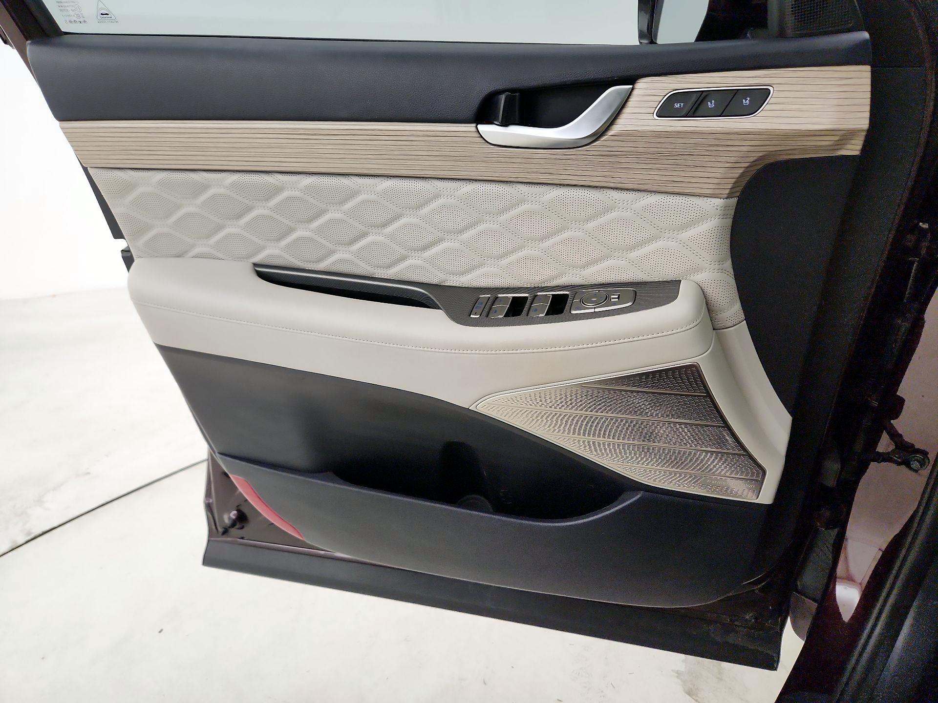 Thumbnail: 2021 Hyundai Palisade - 12