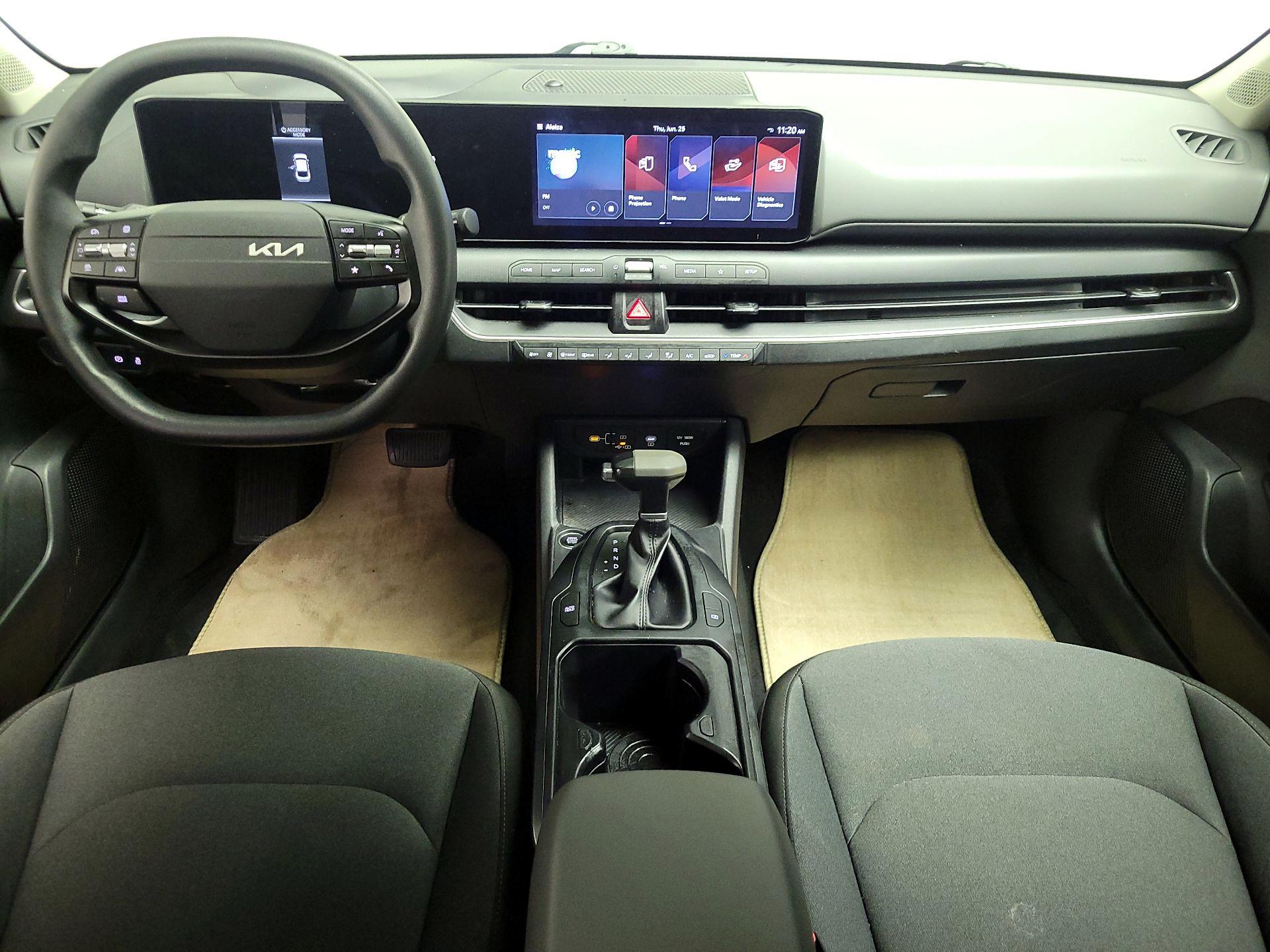 Thumbnail: 2025 Kia K4 - 9