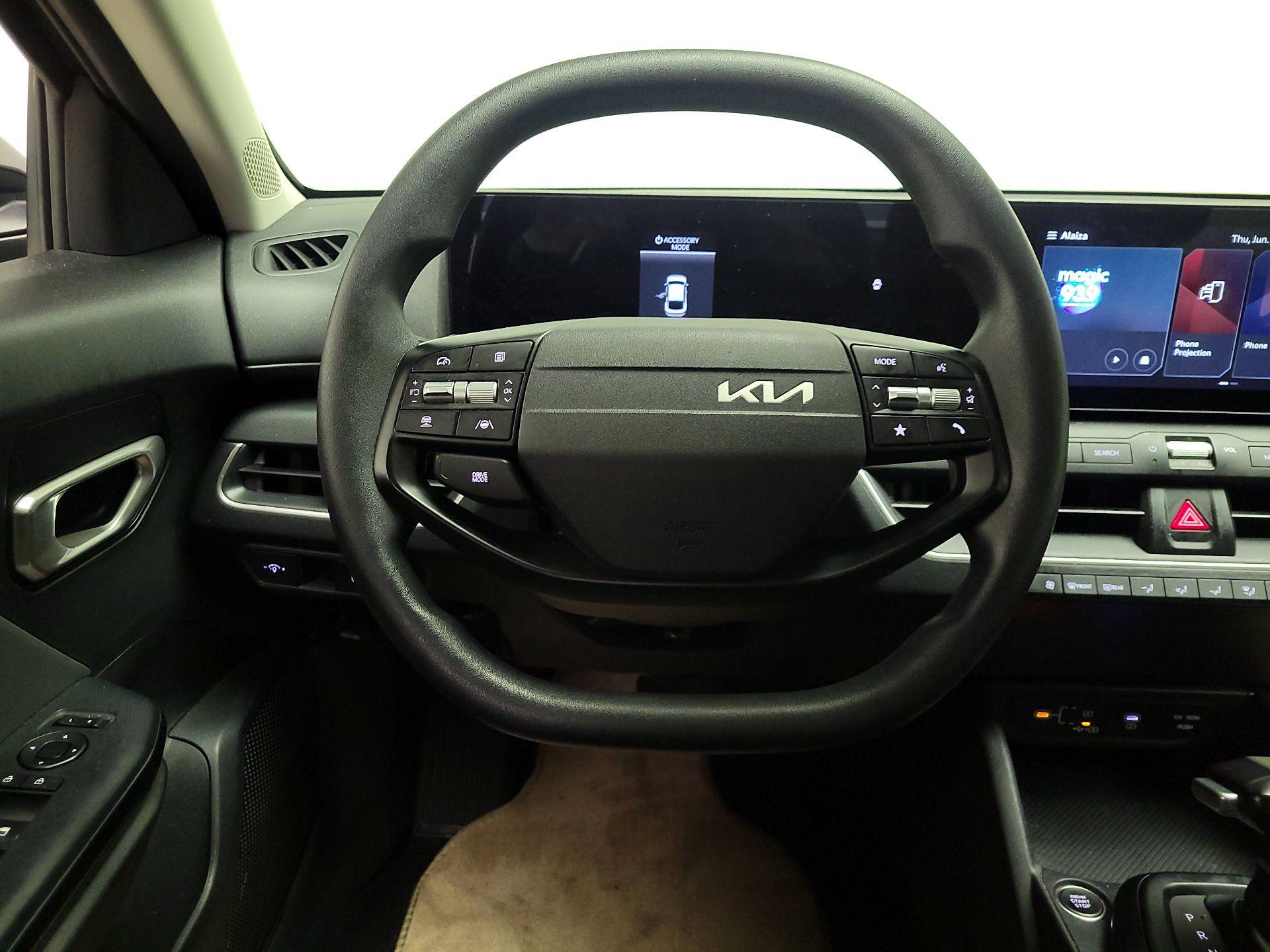 Thumbnail: 2025 Kia K4 - 10