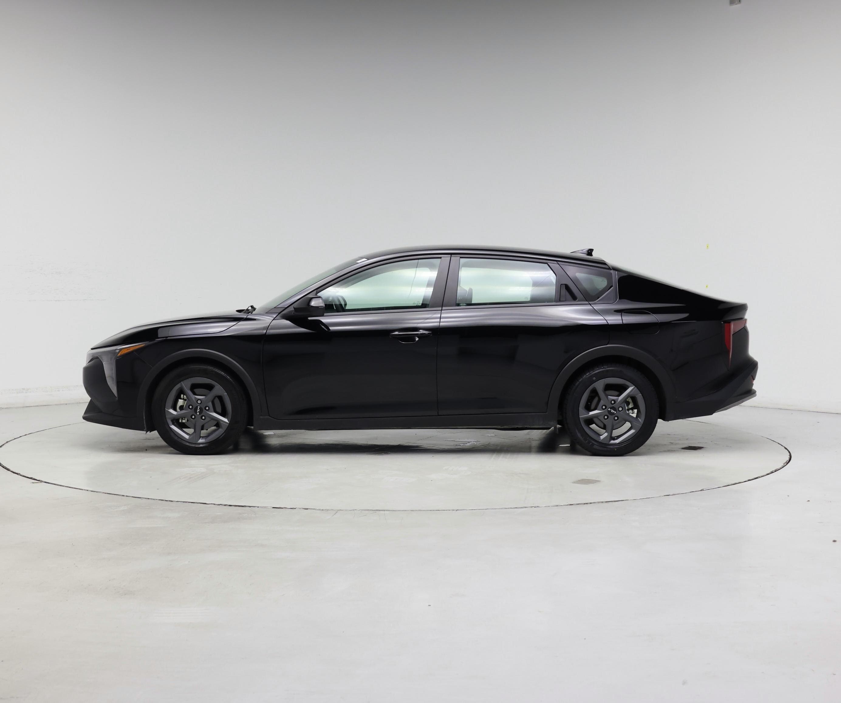 Thumbnail: 2025 Kia K4 - 3