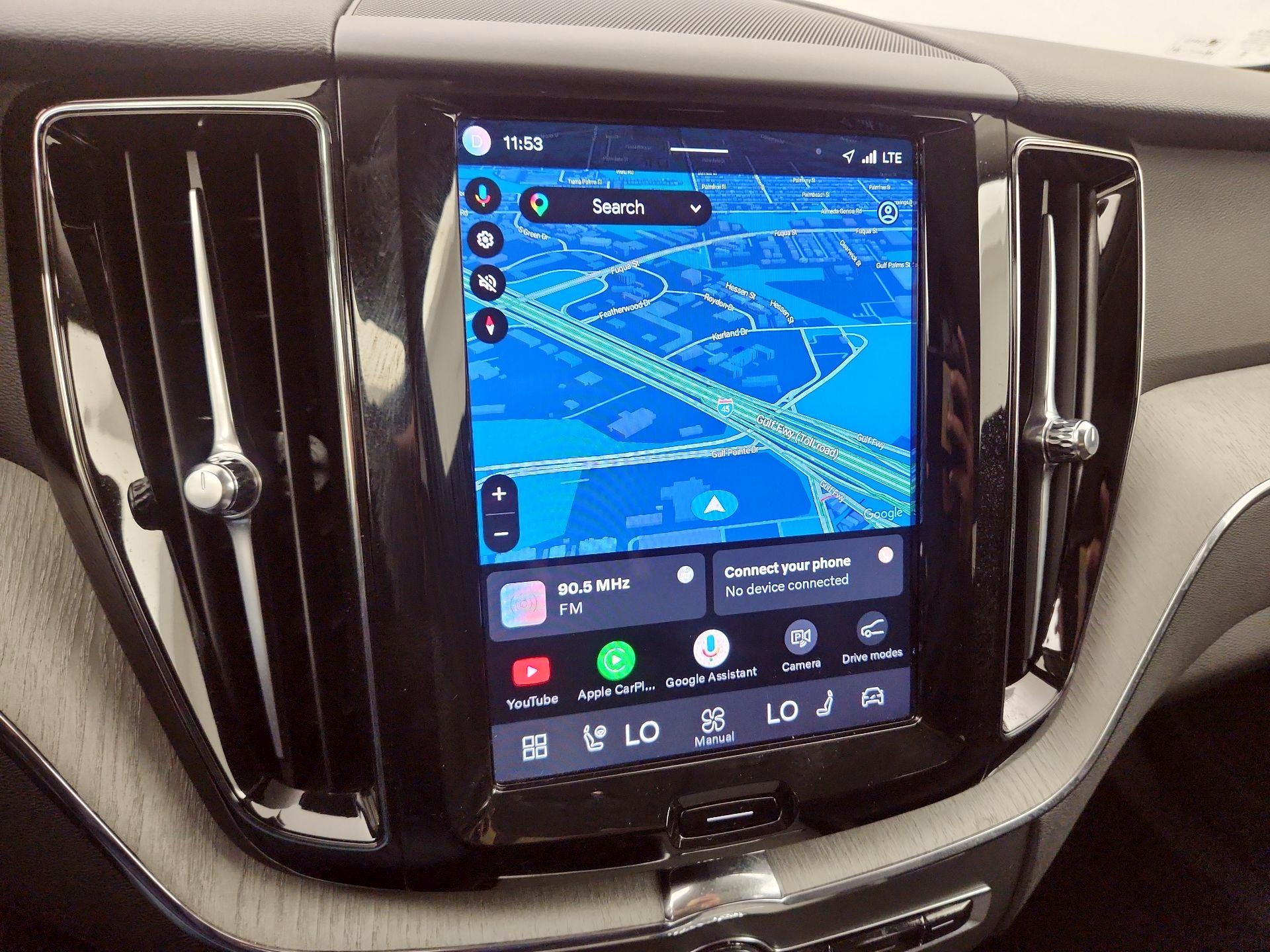 Thumbnail: 2025 Volvo XC60 - 14