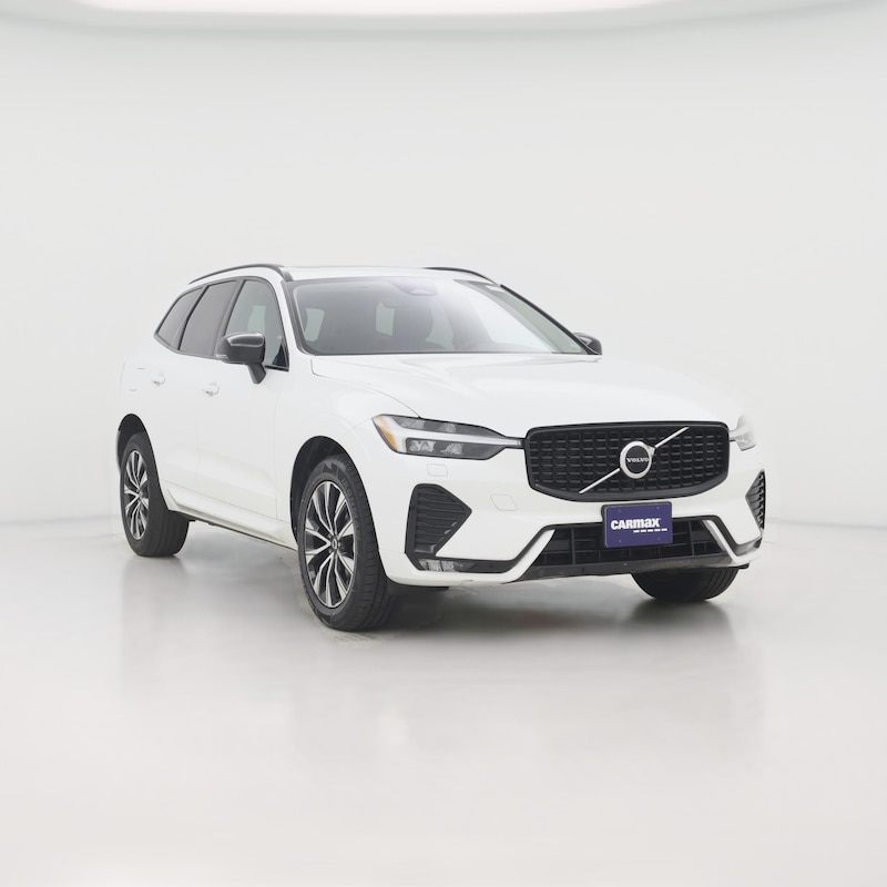 2024 Volvo XC60 B5 Core Dark Theme