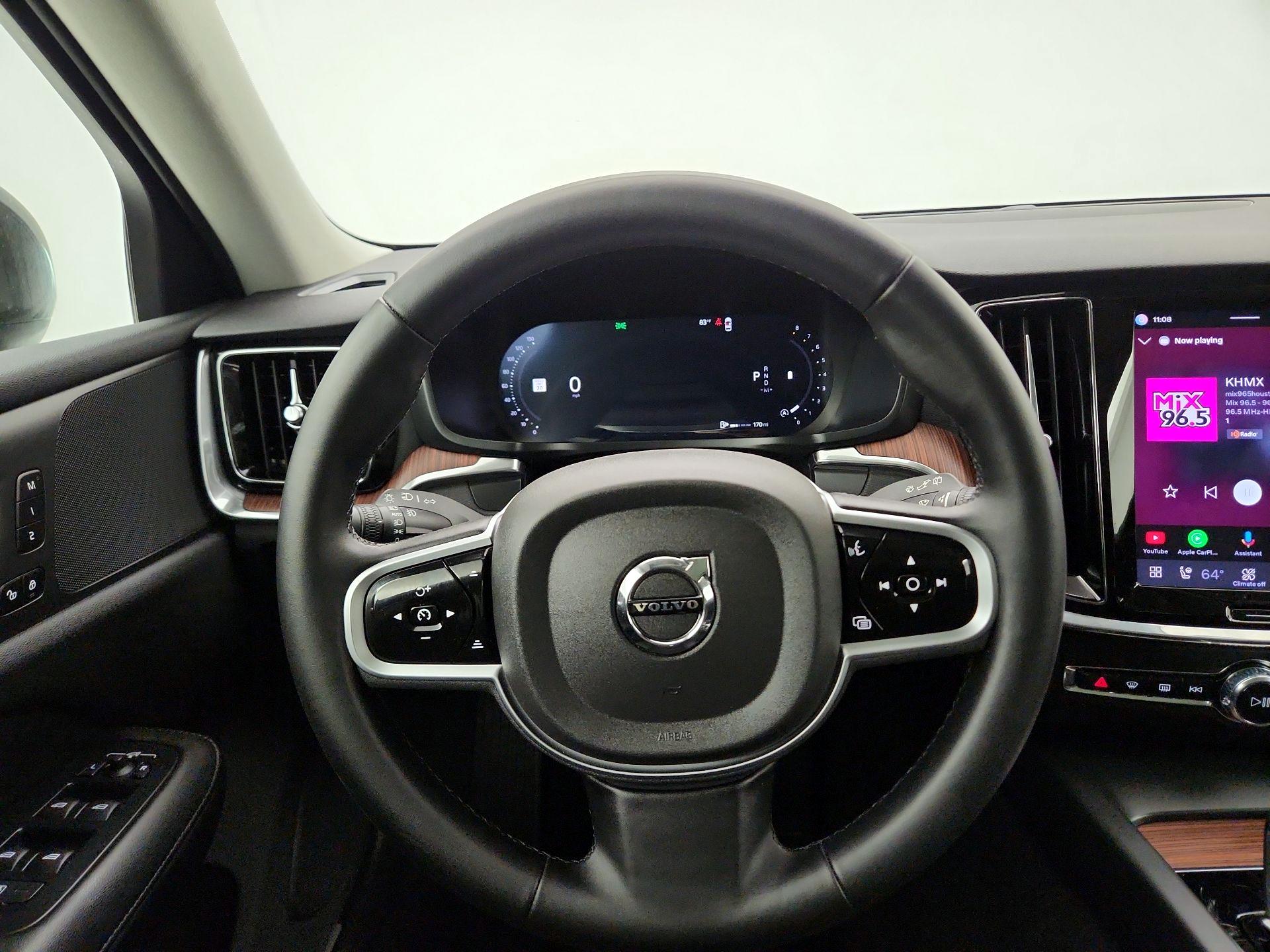 Thumbnail: 2025 Volvo S60 - 10