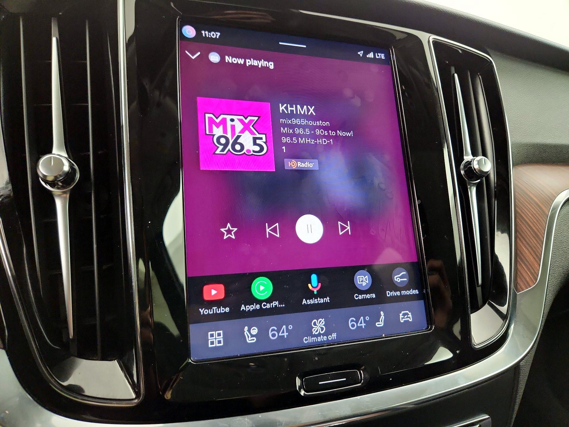 Thumbnail: 2025 Volvo S60 - 16