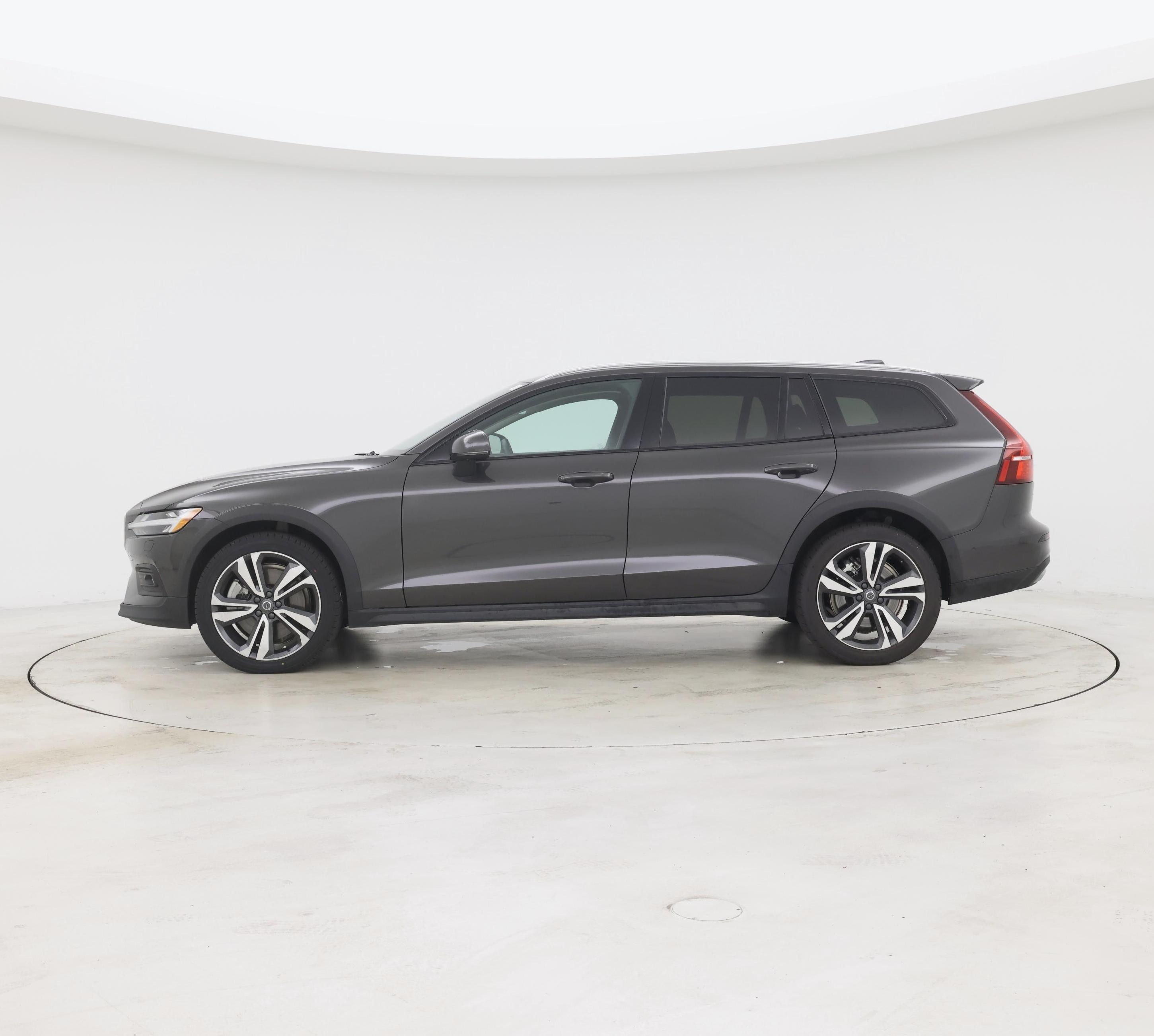Thumbnail: 2025 Volvo S60 - 3