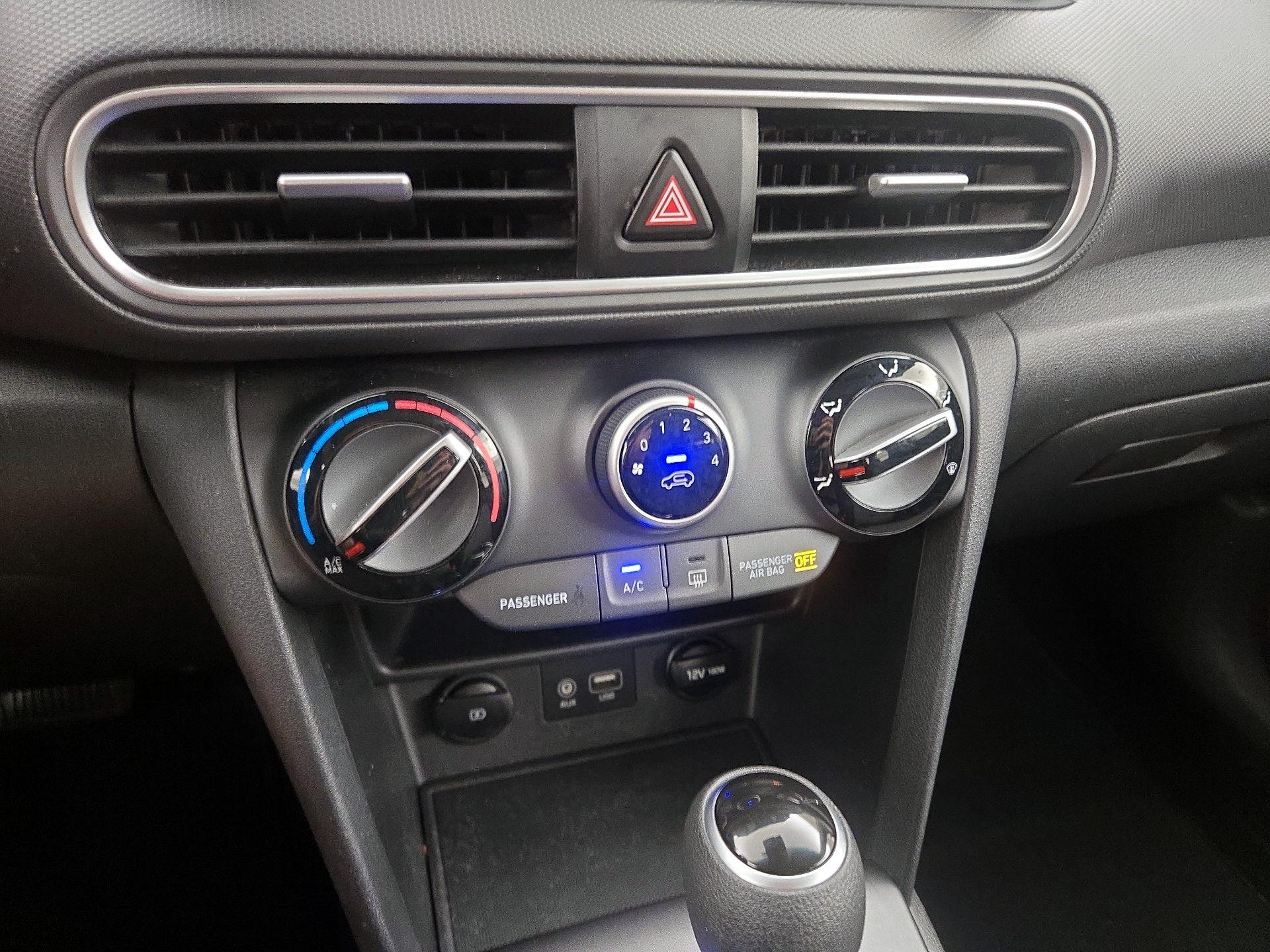Thumbnail: 2019 Hyundai Kona - 16