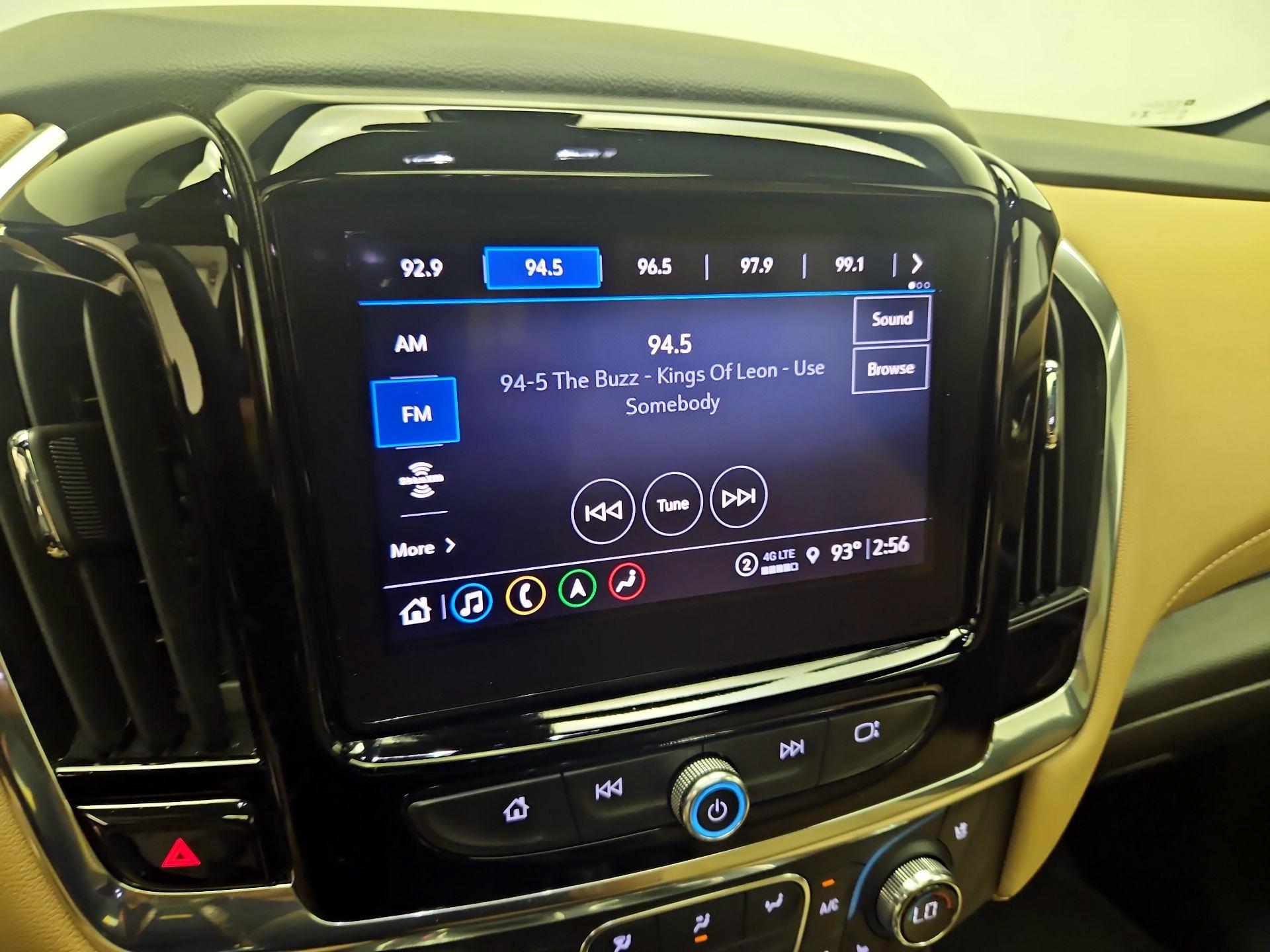 Thumbnail: 2023 Chevrolet Traverse - 15