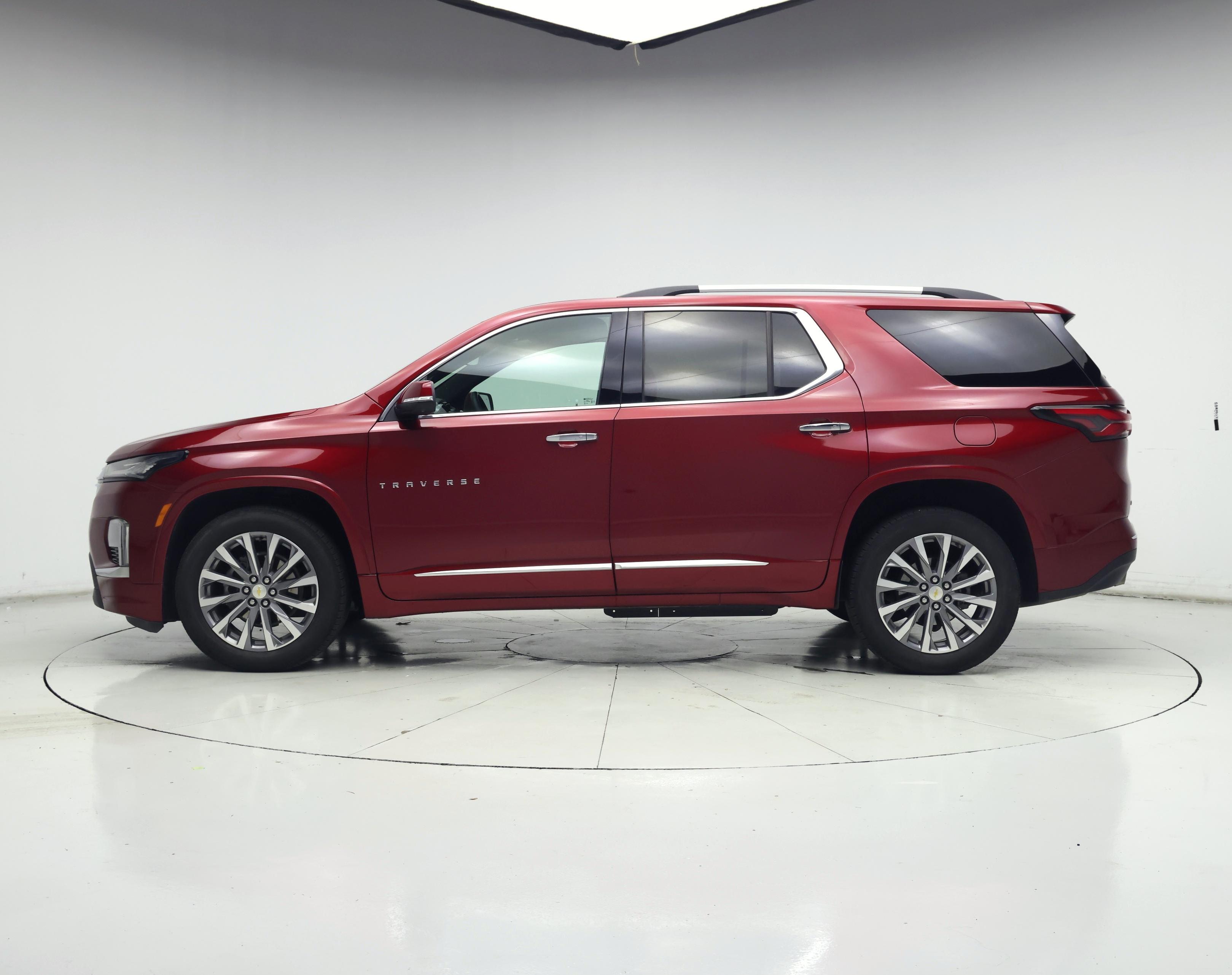 Thumbnail: 2023 Chevrolet Traverse - 3