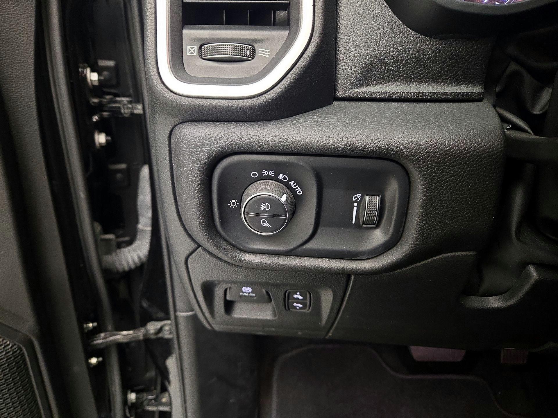 Thumbnail: 2023 RAM 1500 - 13