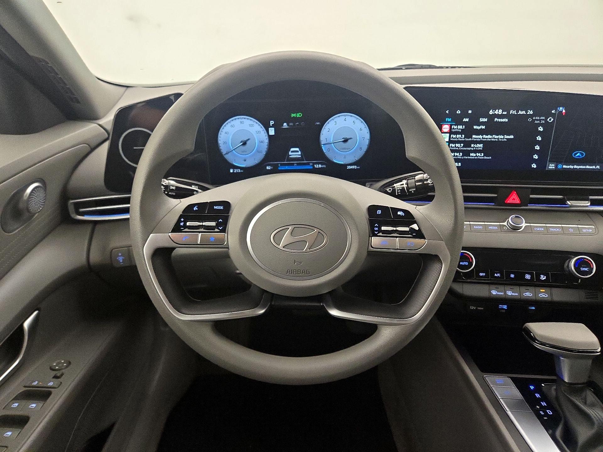 Thumbnail: 2024 Hyundai Elantra - 10