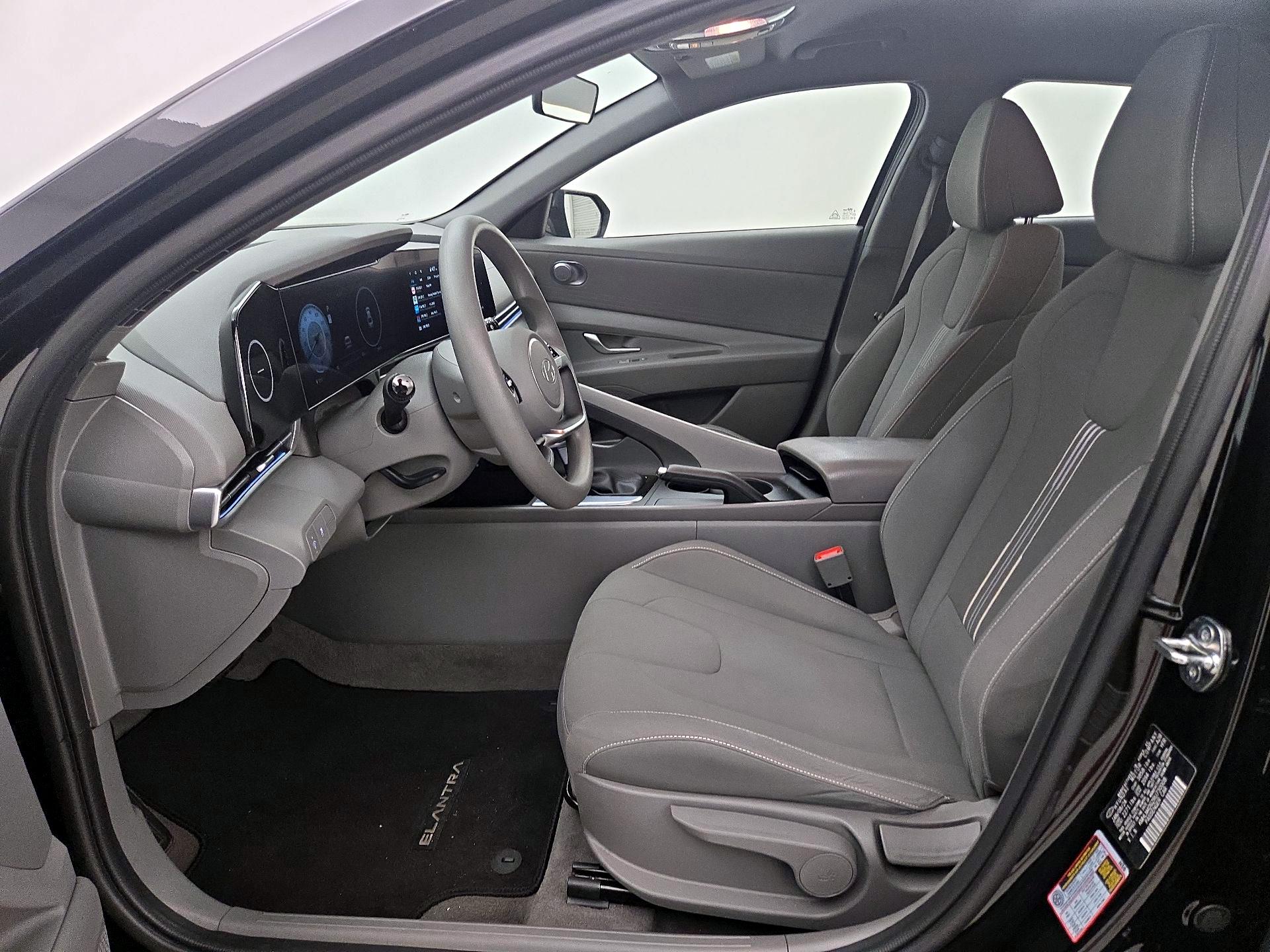 Thumbnail: 2024 Hyundai Elantra - 11