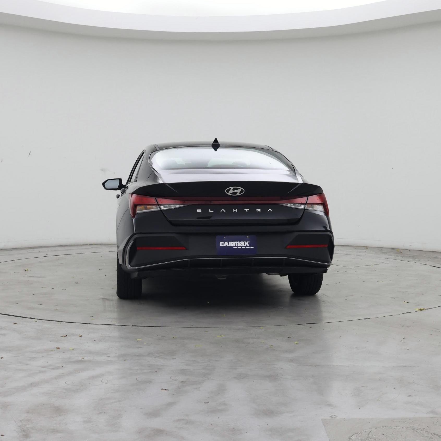 Thumbnail: 2024 Hyundai Elantra - 6
