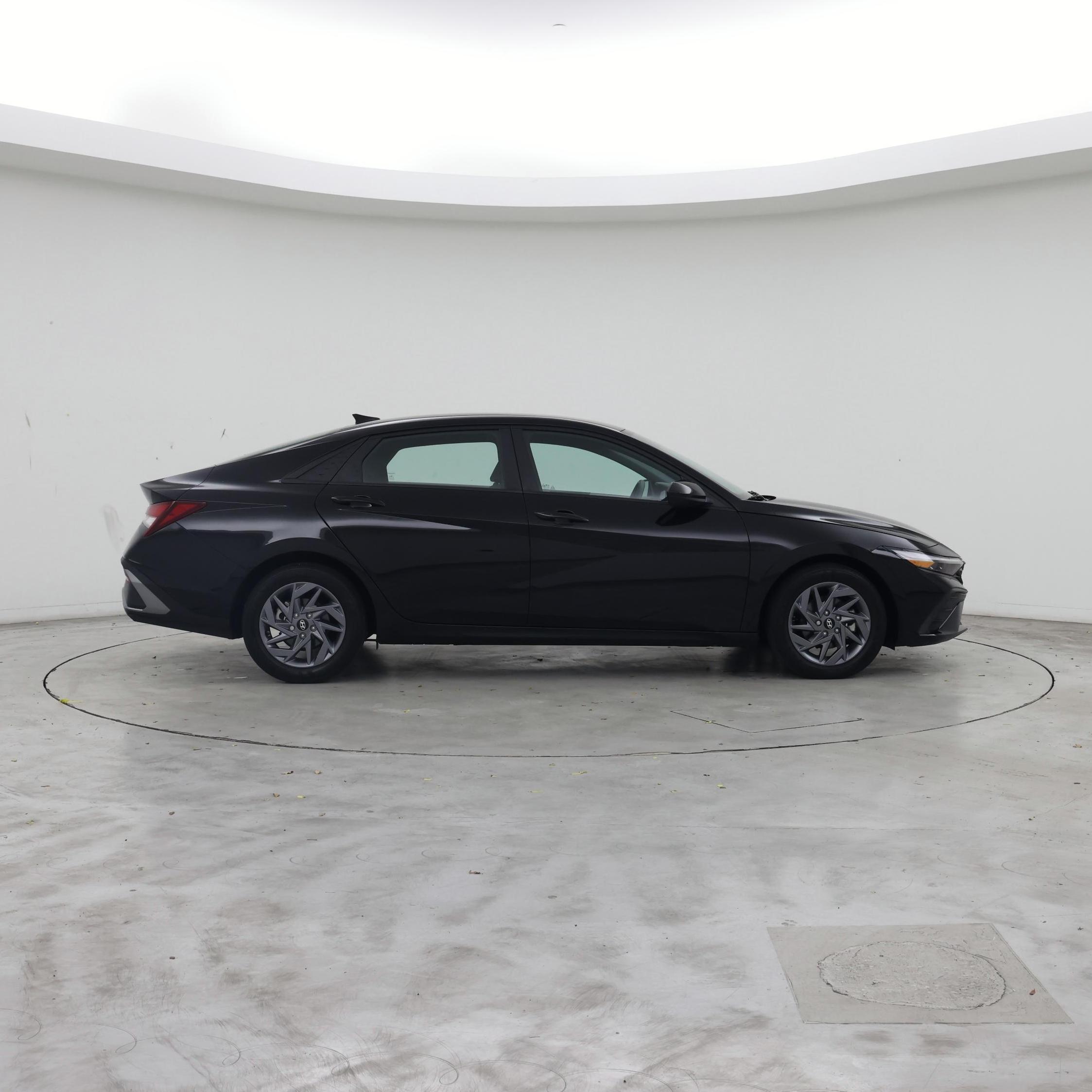 Thumbnail: 2024 Hyundai Elantra - 7