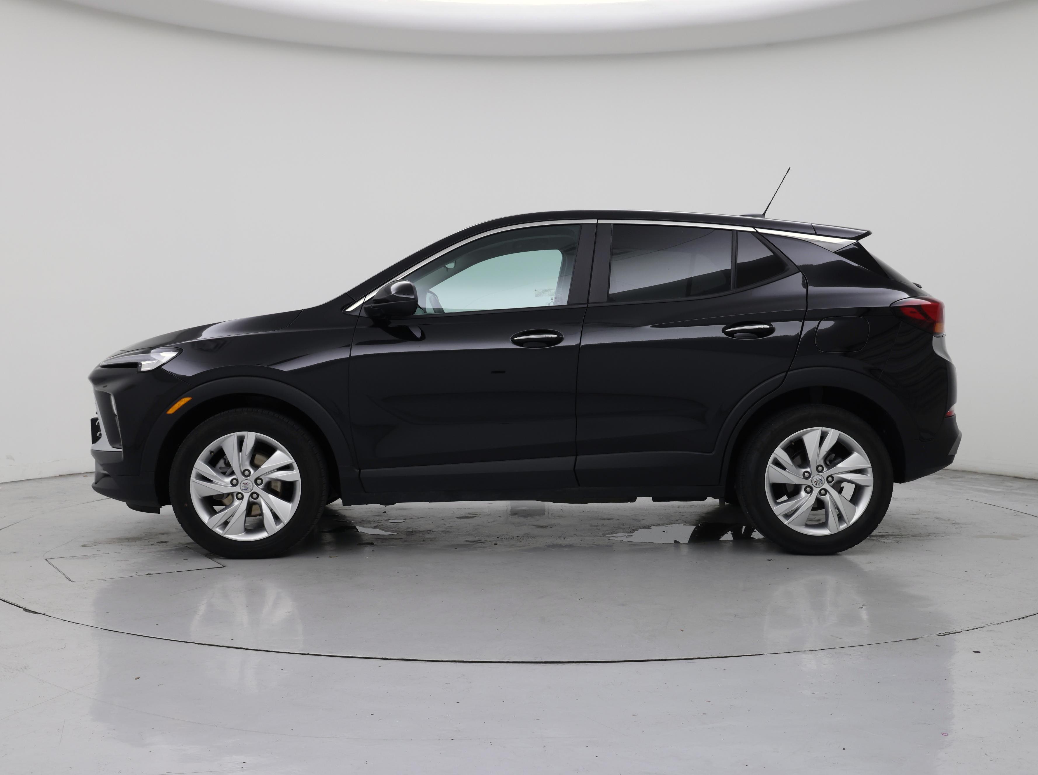 Thumbnail: 2025 Buick Encore GX - 3