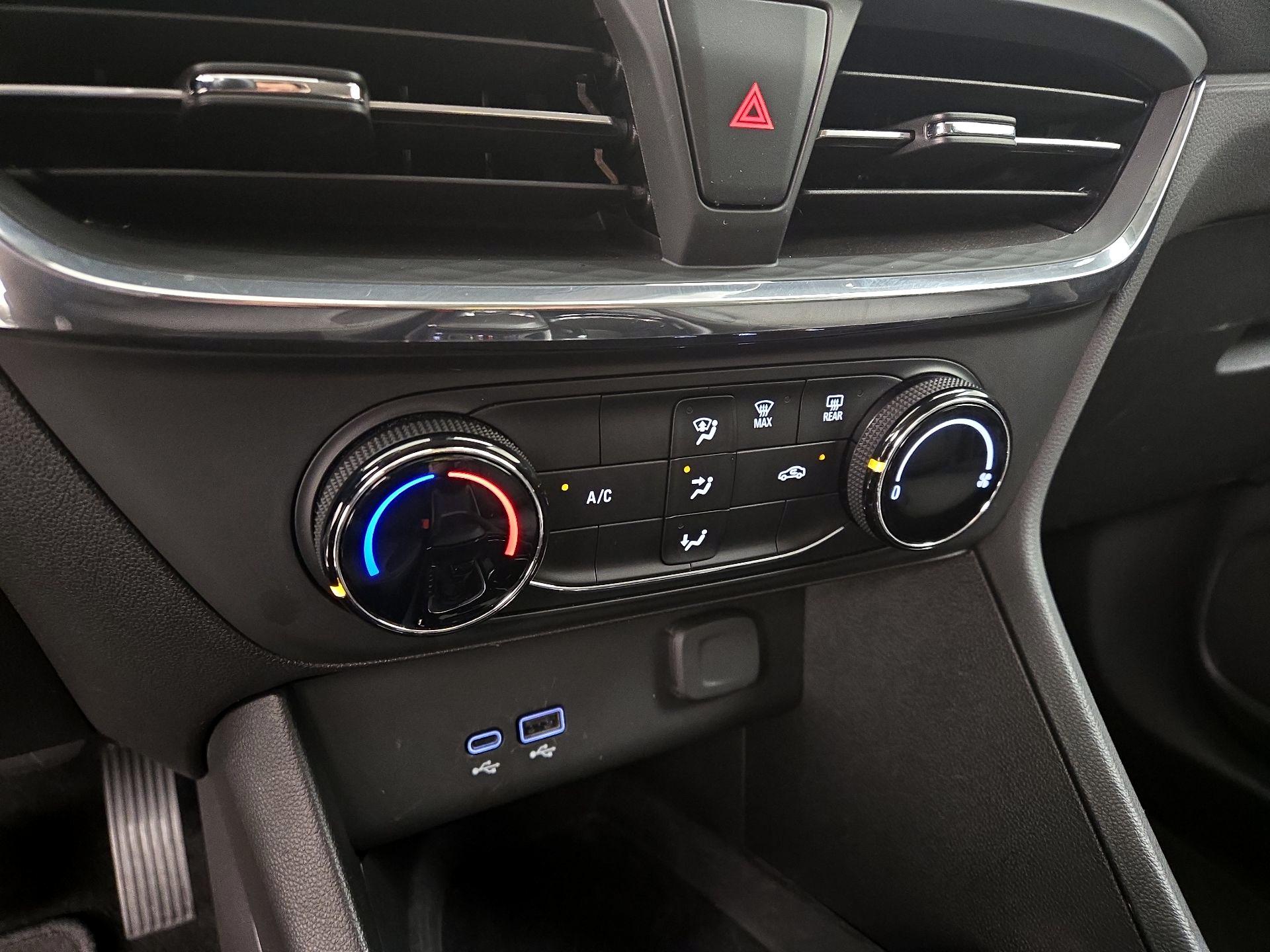 Thumbnail: 2025 Buick Encore GX - 16
