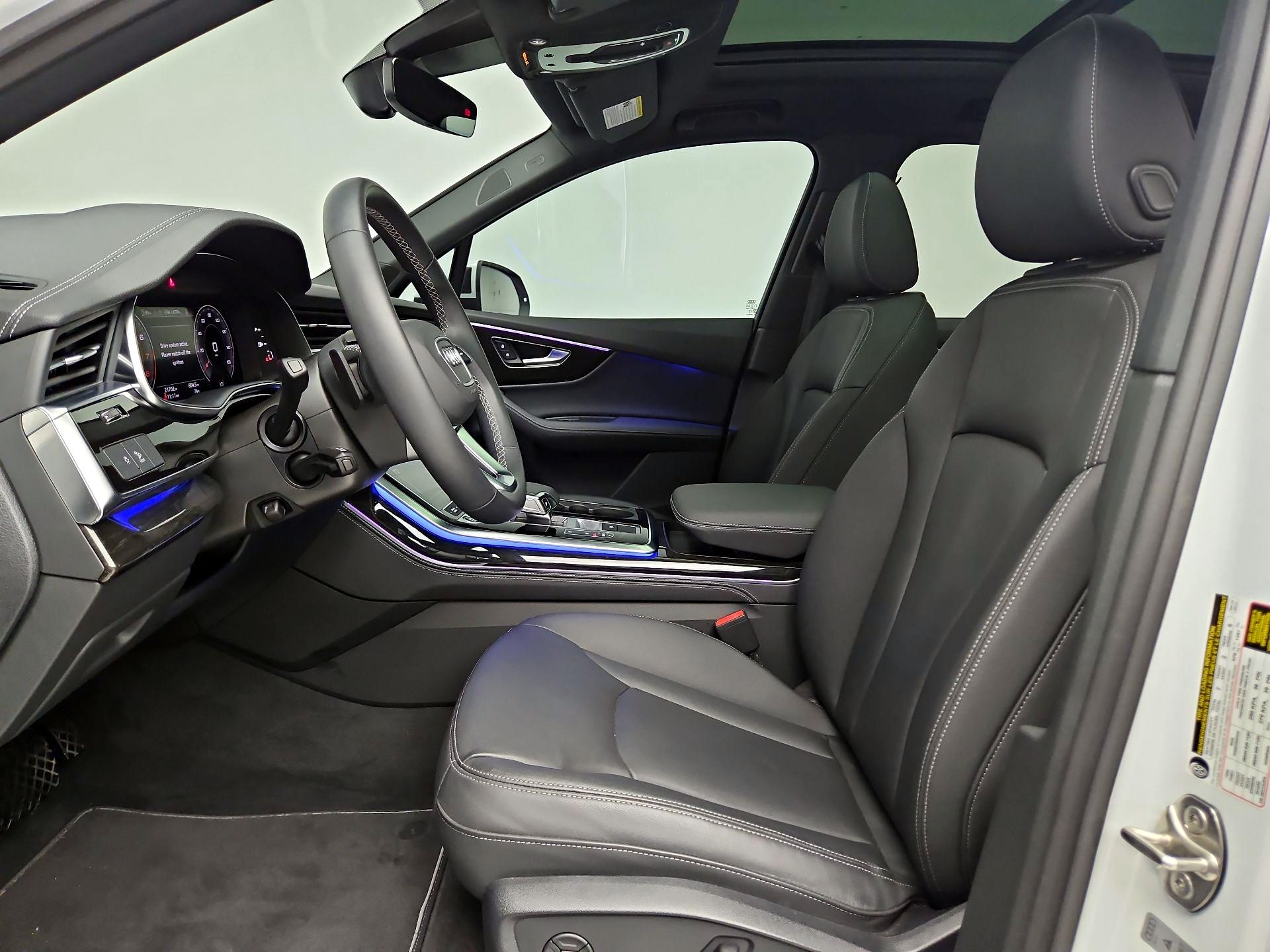 Thumbnail: 2025 Audi Q7 - 11