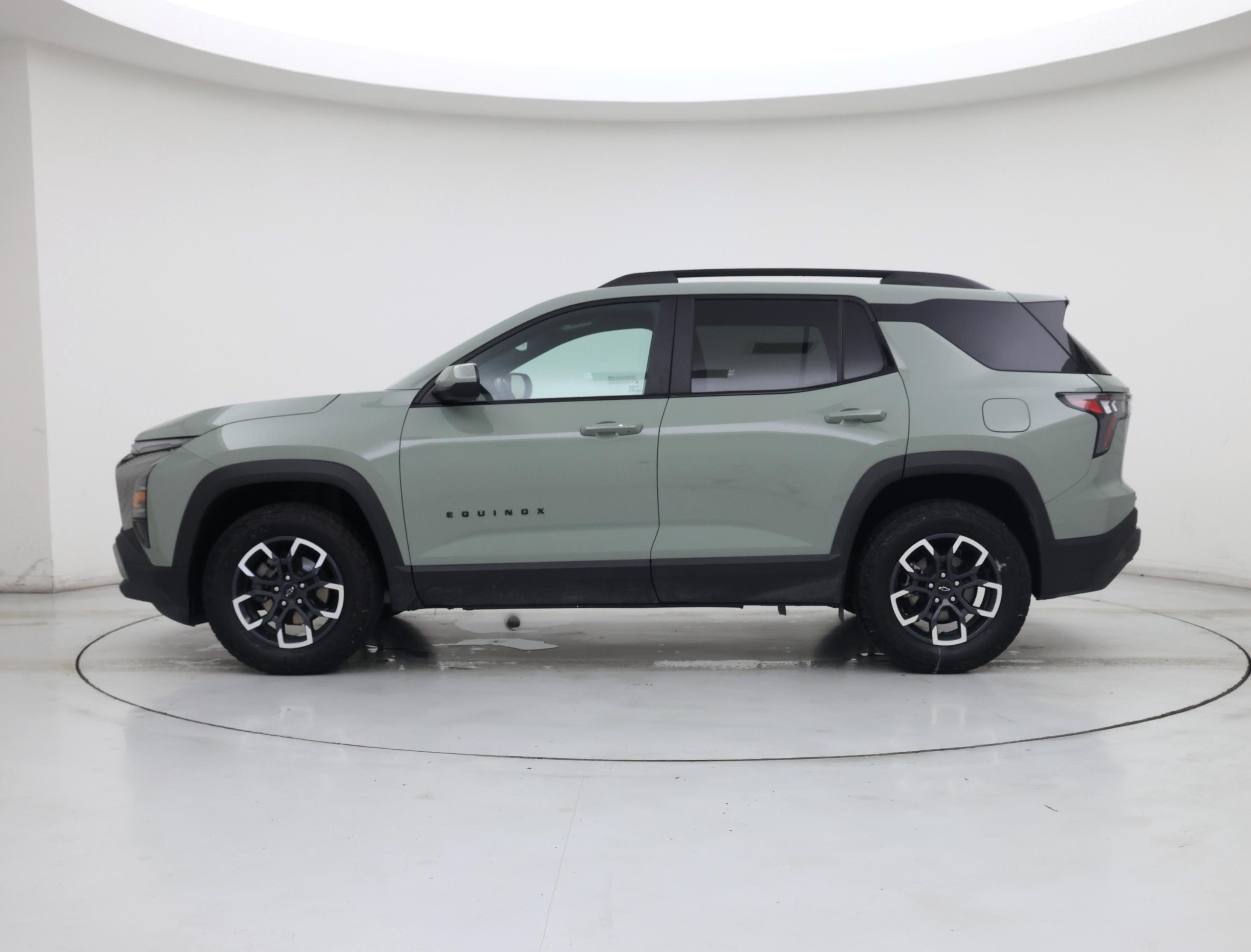Thumbnail: 2025 Chevrolet Equinox - 3