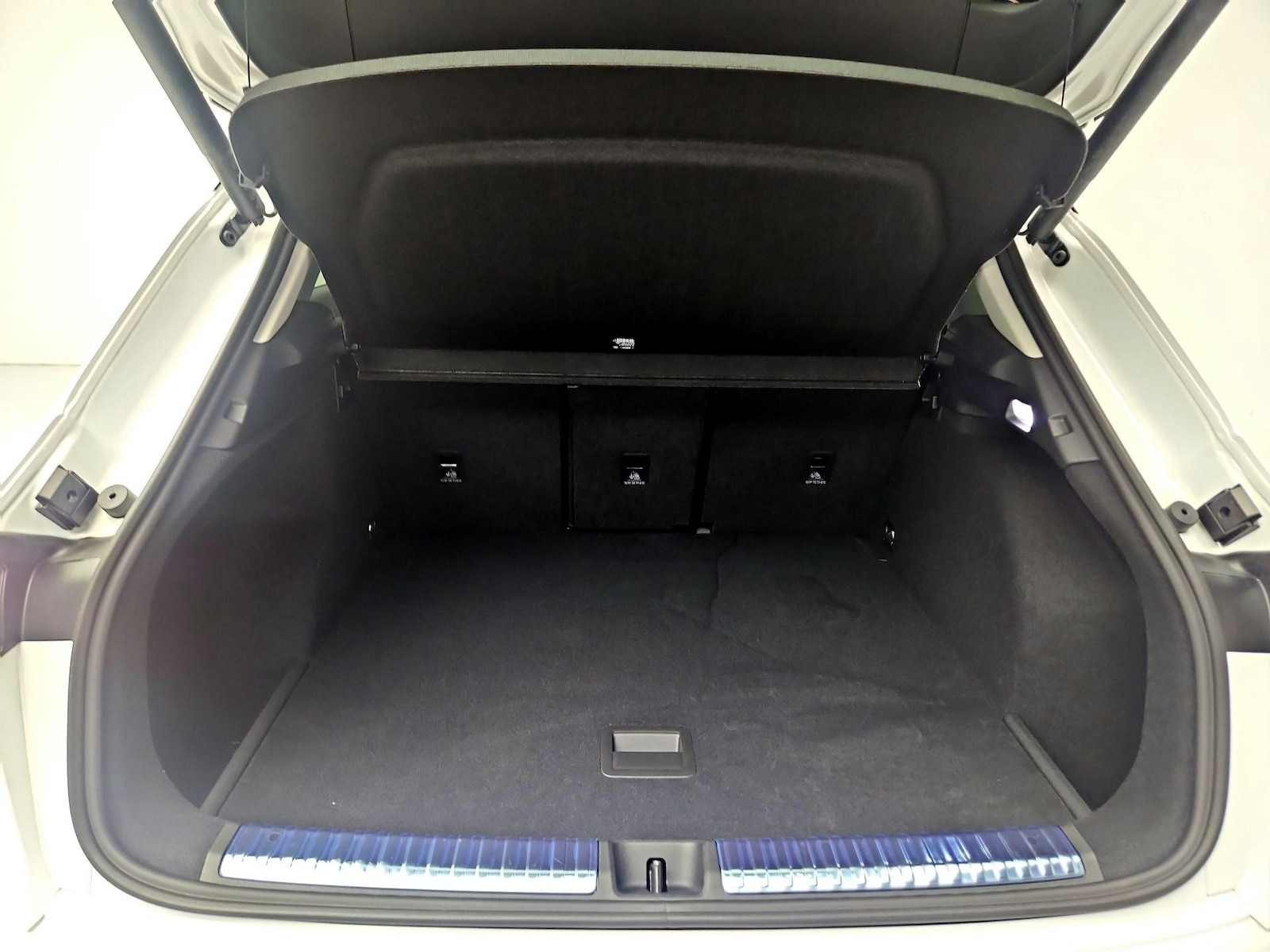2026 Audi Q3 Base - Photo 23