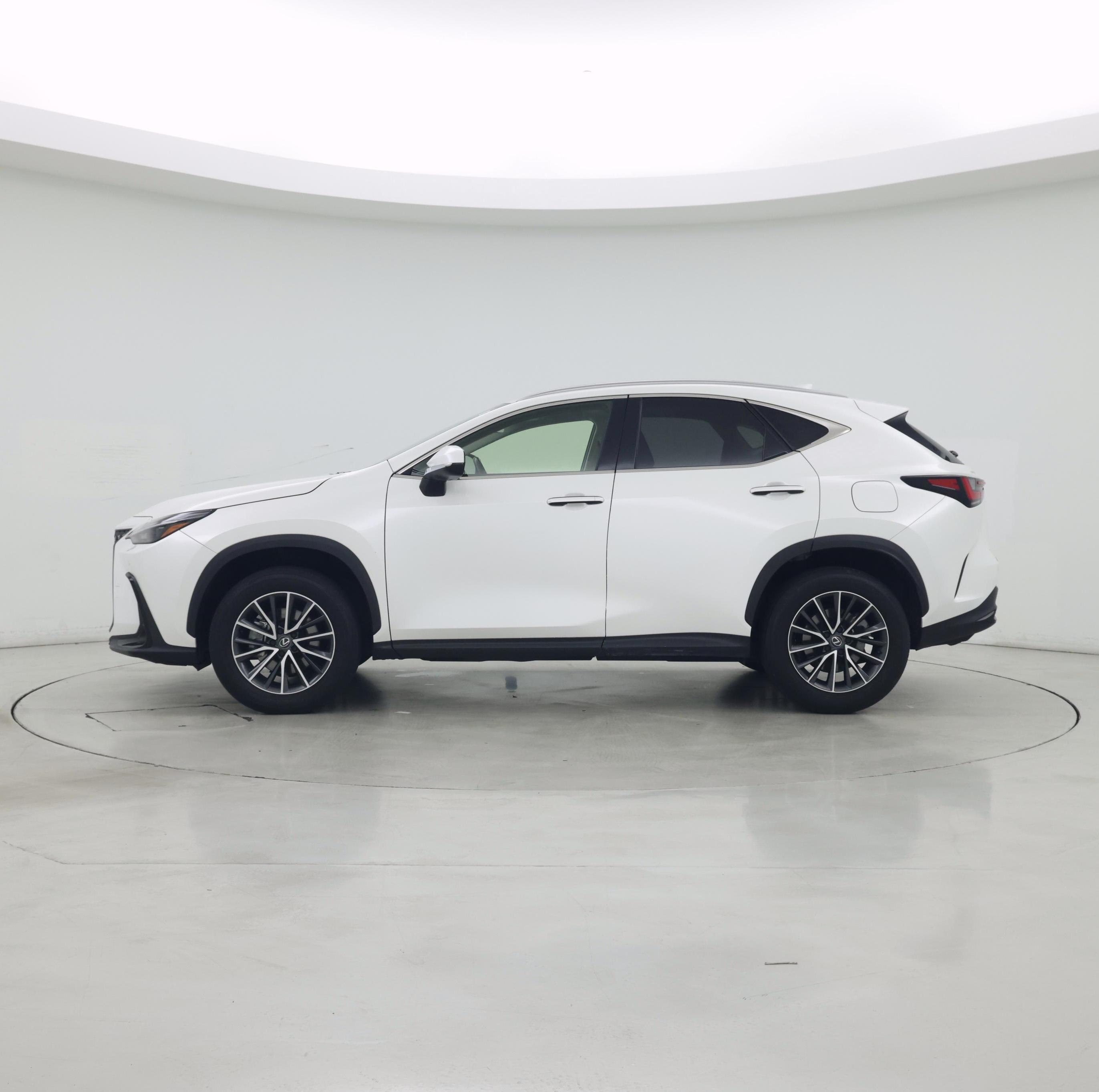 Thumbnail: 2024 Lexus NX - 3